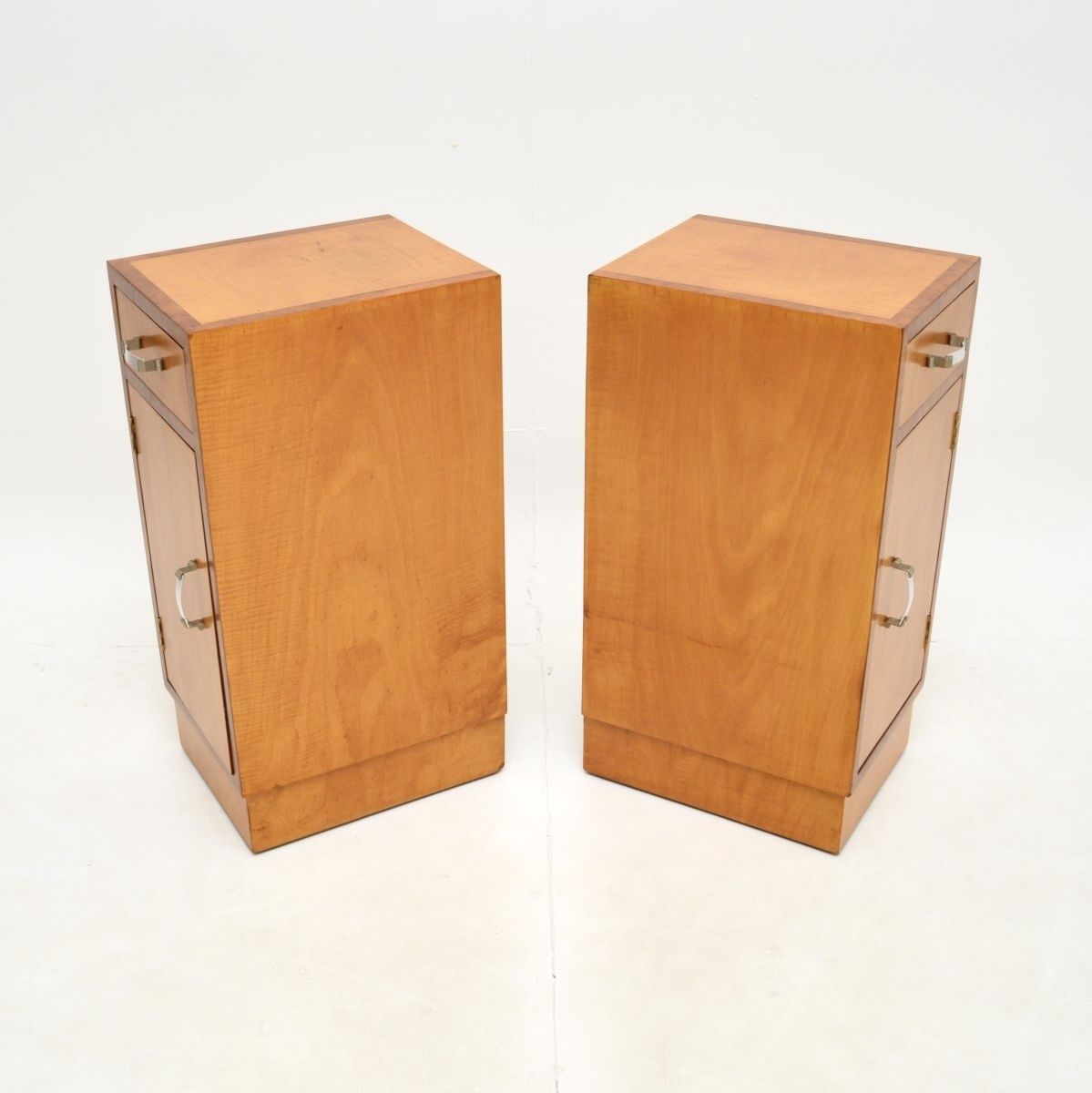 Pair Of Art Deco Satinwood And Walnut Bedside Cabinets photo Furniture