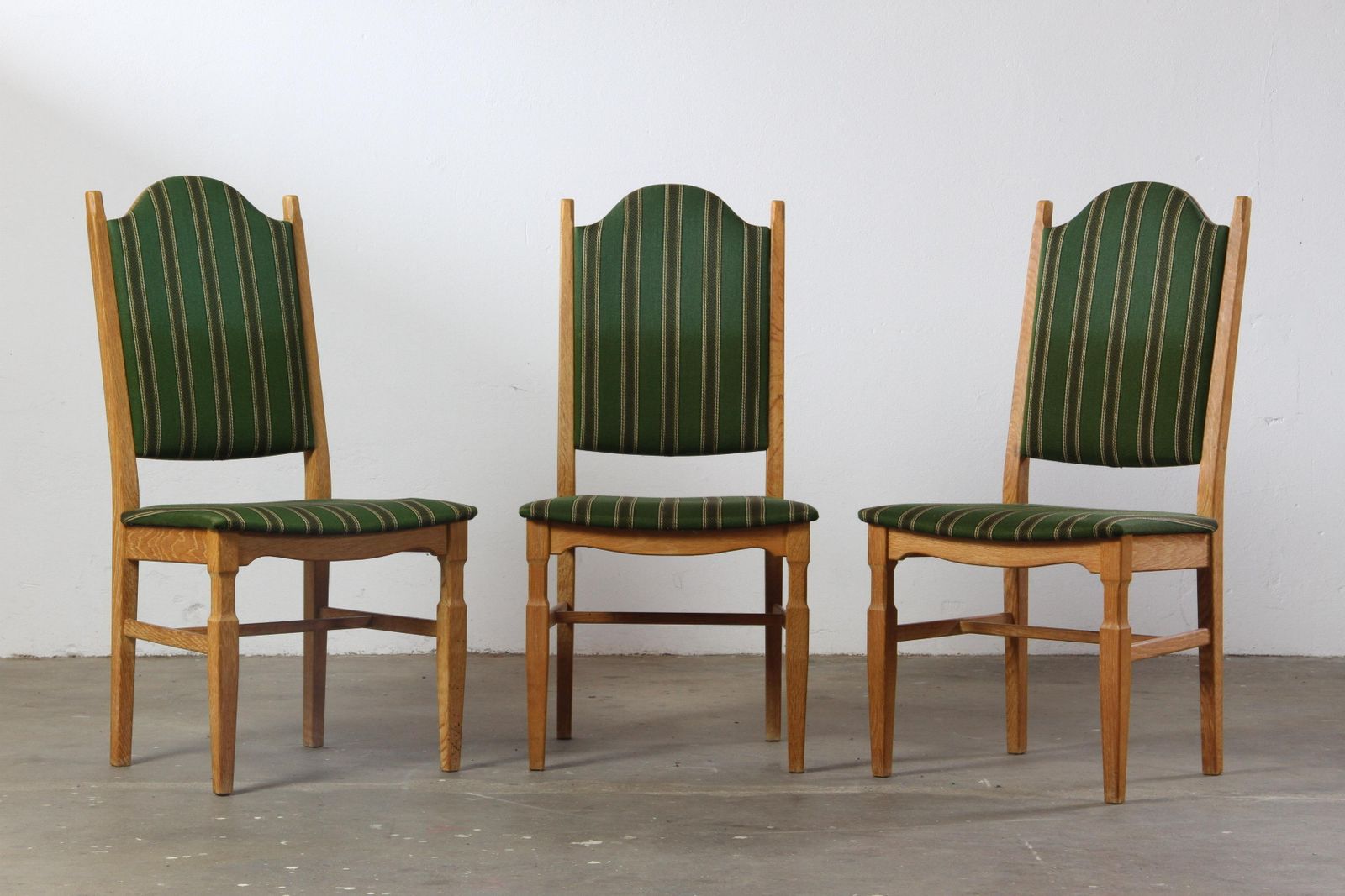 Furniture Vintage Danish Oak Dining Chairs, Style Of Henning Kjærnulf, 1960s, Set Of 6 photo