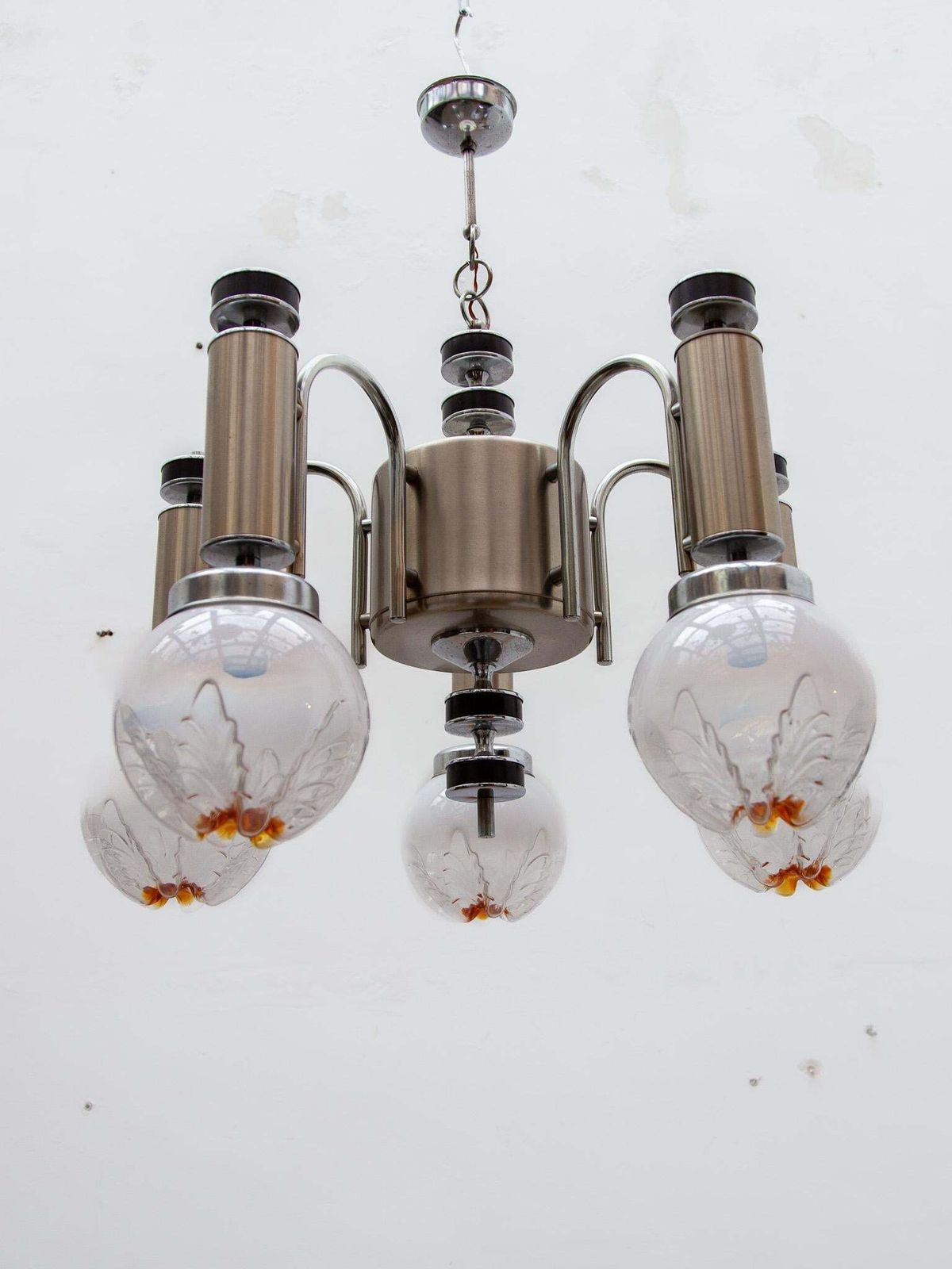 photo furniture Murano Avmazzega Midcentury Five Blown Glass Globe And Chrome Chandelier, Italy