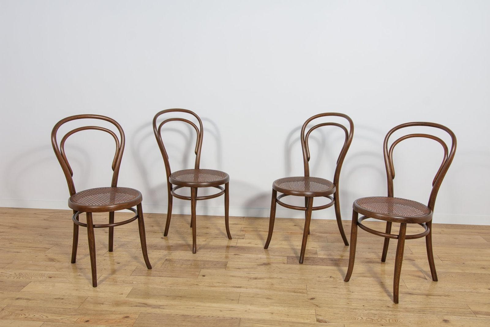 No. 14 Chairs By Michael Thonet For Josef Hoffmann, 1900s, Set Of 4 photo furniture