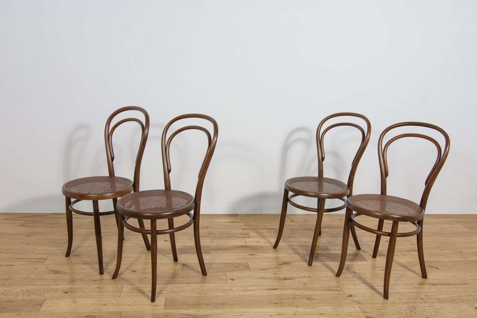 No. 14 Chairs By Michael Thonet For Josef Hoffmann, 1900s, Set Of 4 photo Furniture