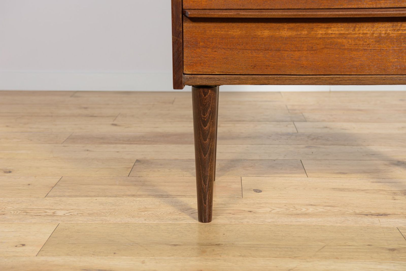 1183.0 Mid Century Teak Dresser, United Kingdom, 1960s photo