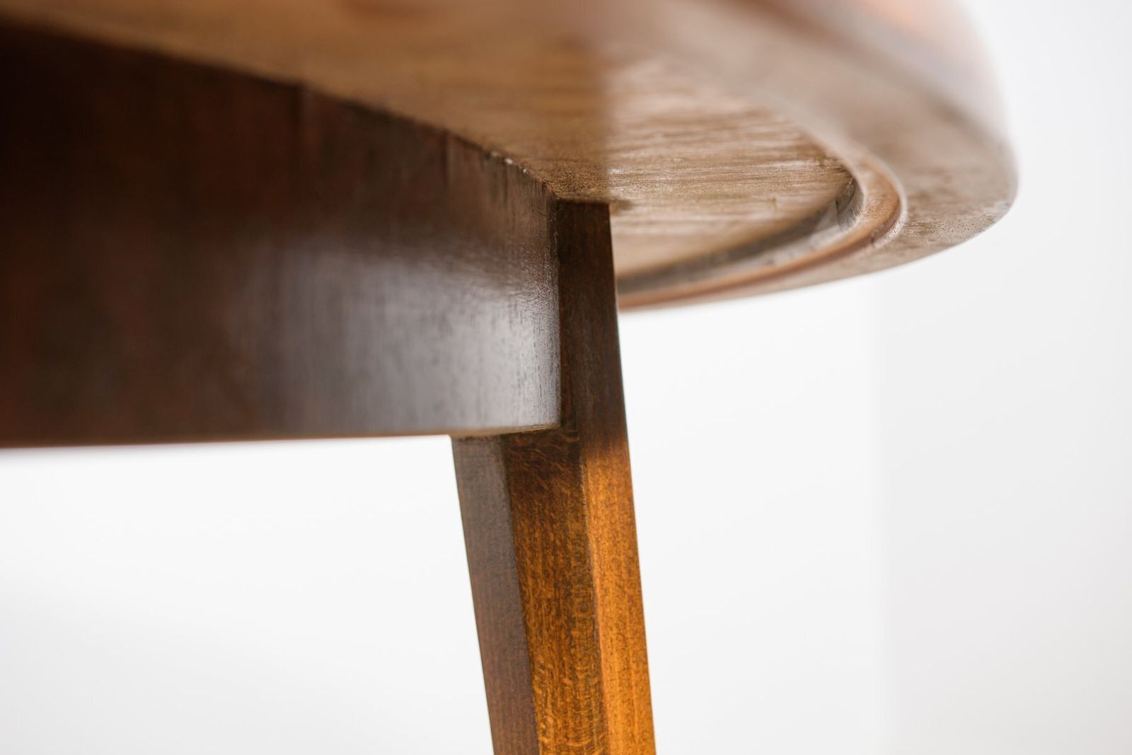 2577.0 Art Deco Round Extendable Teak Dining Table, France, 1930s photo