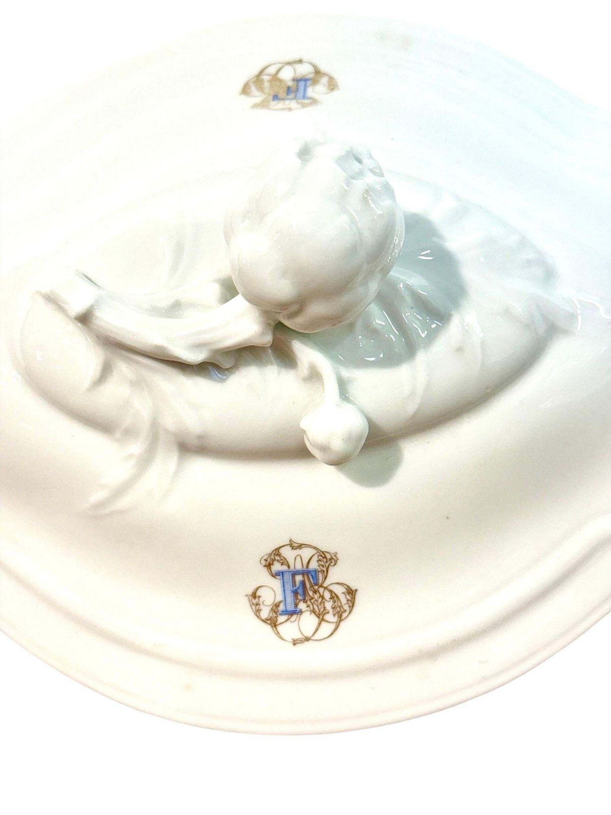 19th Century Large French Porcelain Tureen, Blanc Marseille photo vinterior