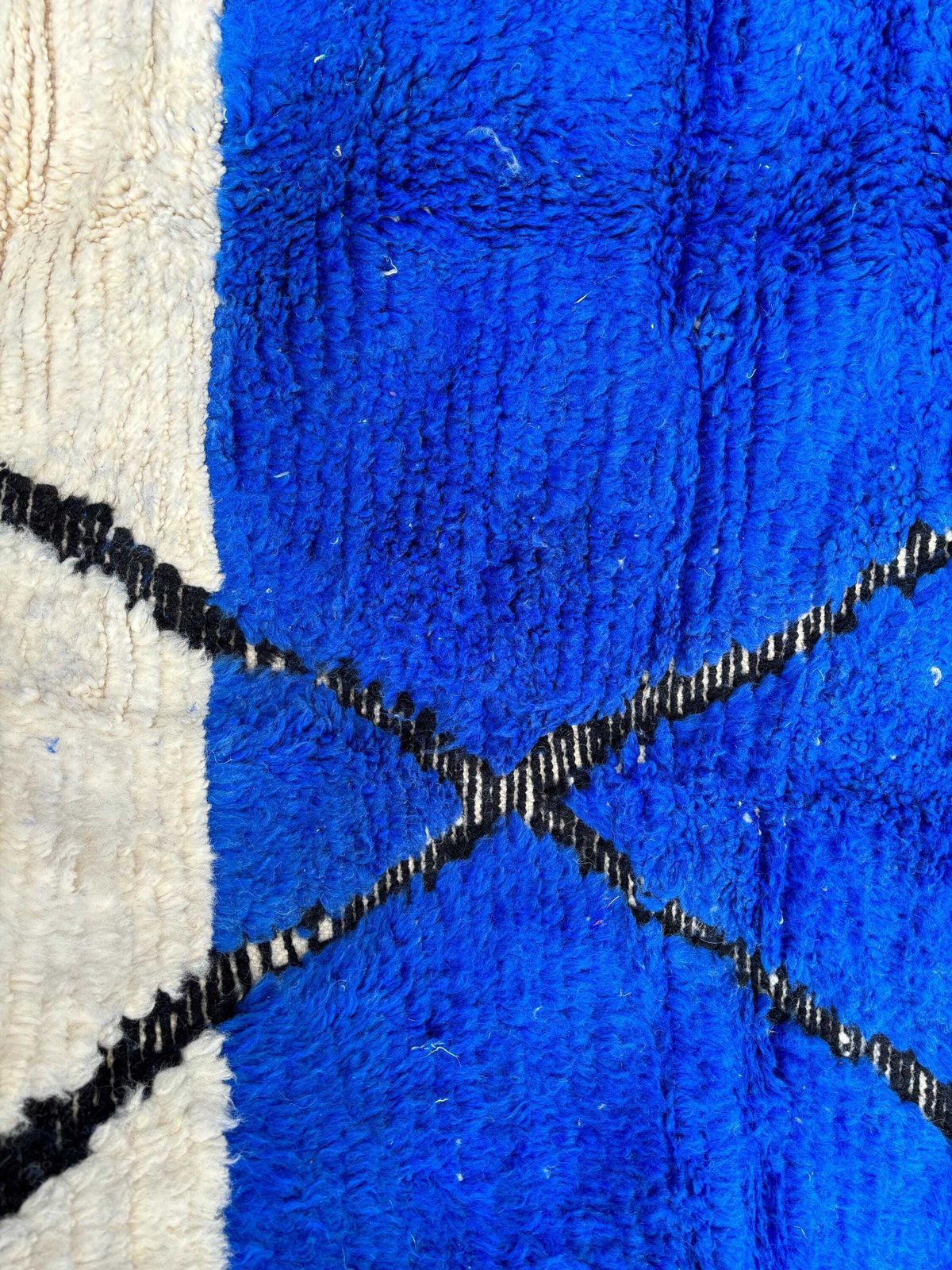 Textiles Moroccan Beni Ouarain Rug 180x250 Cm– Handmade Wool Berber Rug –Blue & Cream Geometric Rug – Modern Moroccan Carpet –Luxury Berber Area Rug photo