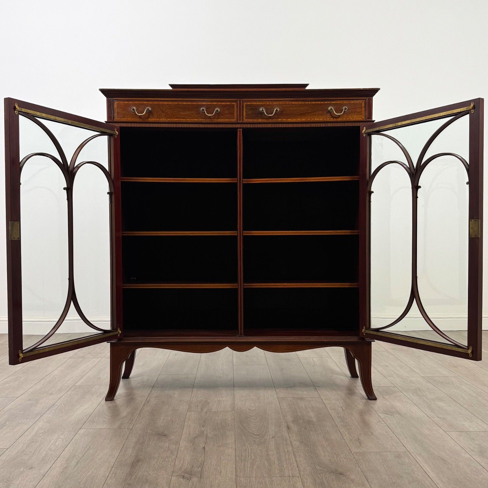 Antique 19th Century Fine Quality Display Cabinet In Mahogany ( Af 5267 ) photo furniture