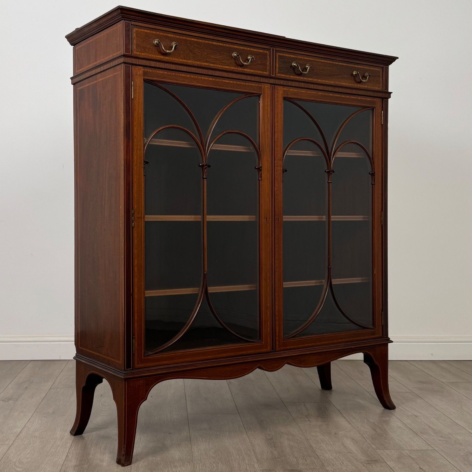 photo furniture Antique 19th Century Fine Quality Display Cabinet In Mahogany ( Af 5267 )