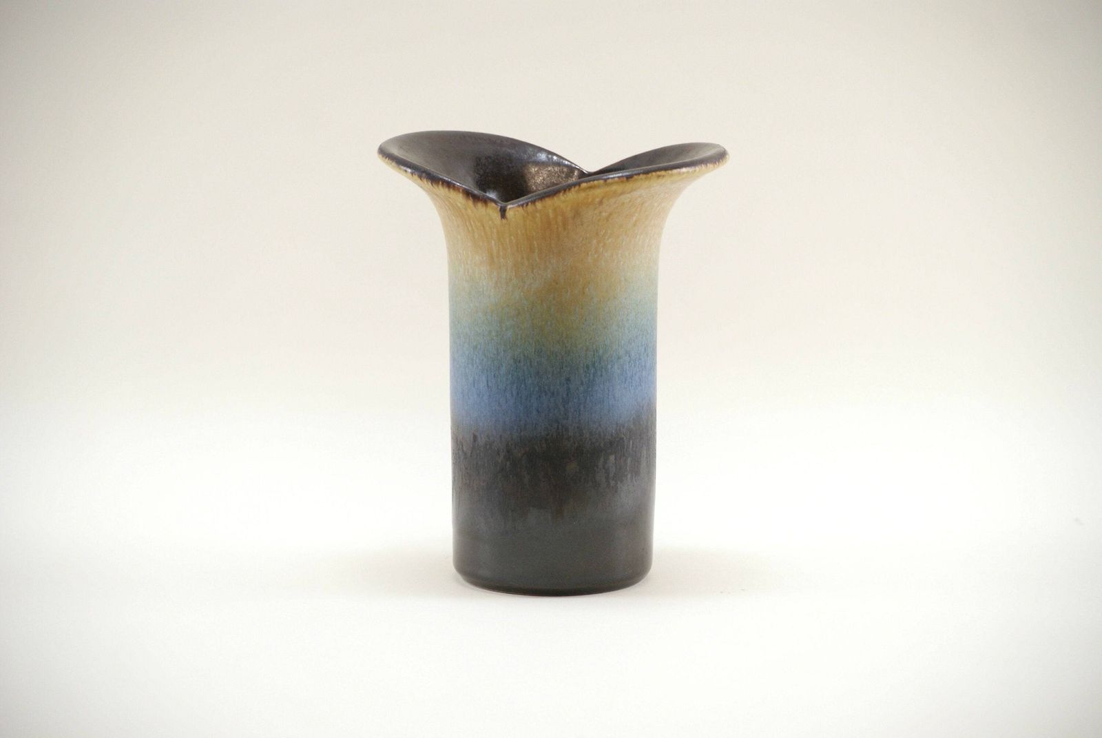 photo vinterior Marzi And Remy Vase: Mid Century West German Blue Ceramic Collectible