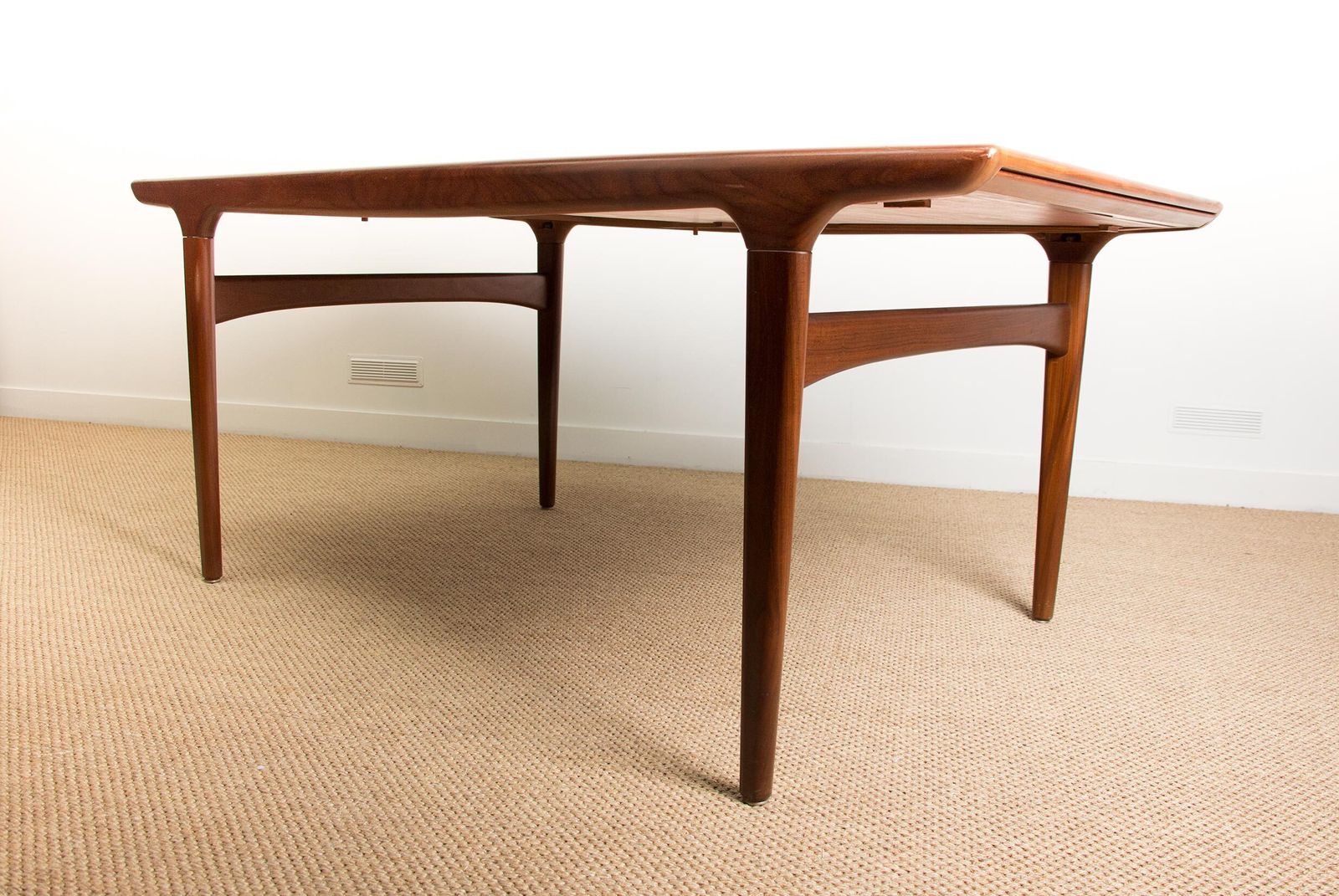 Table à manger danoise extensible en teck, années 1960, par Johannes Andersen pour Uldum Mobelfabrik photo 2800.0