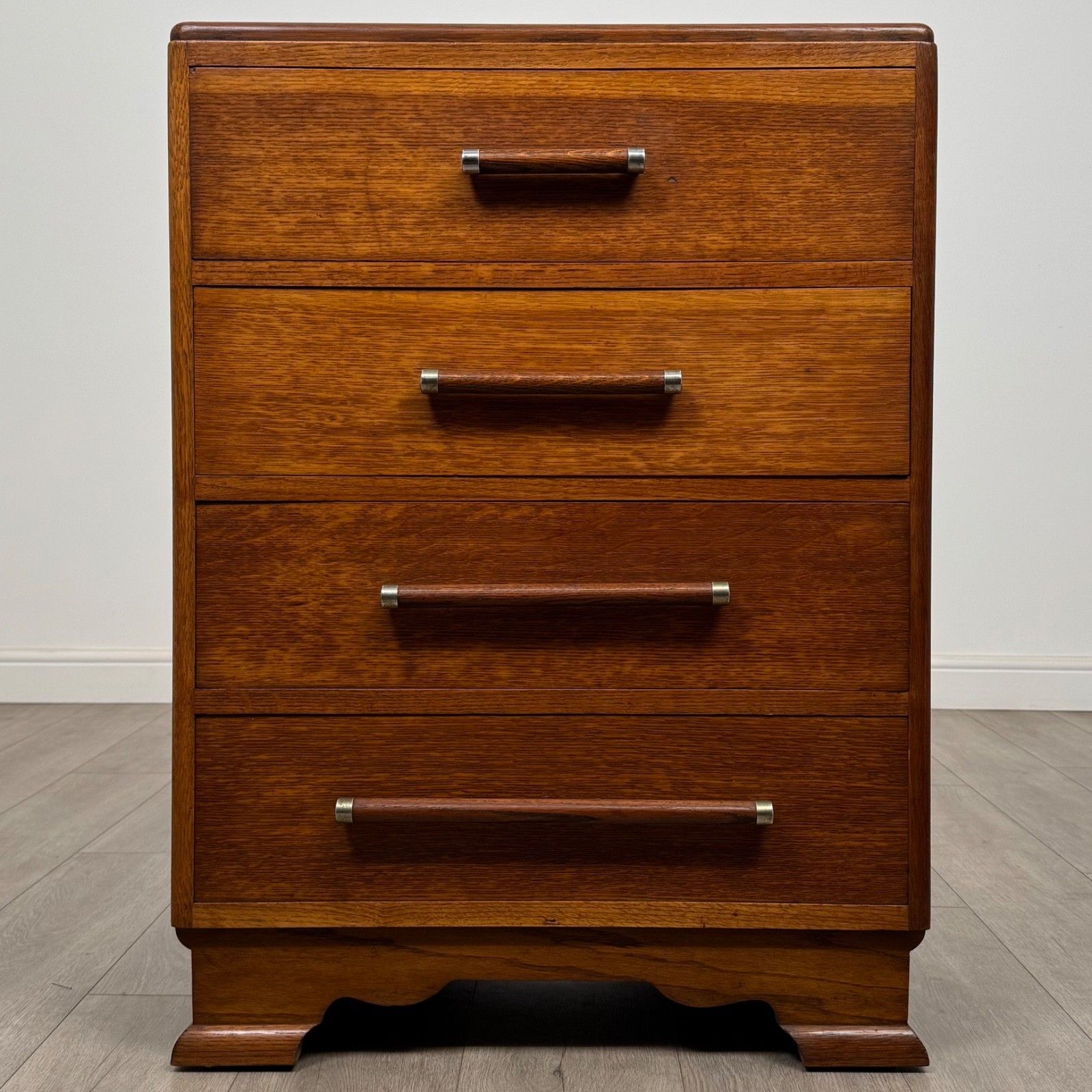 Vintage 20th Century Good Quality Oak Chest Of Drawers ( Af 5236 )