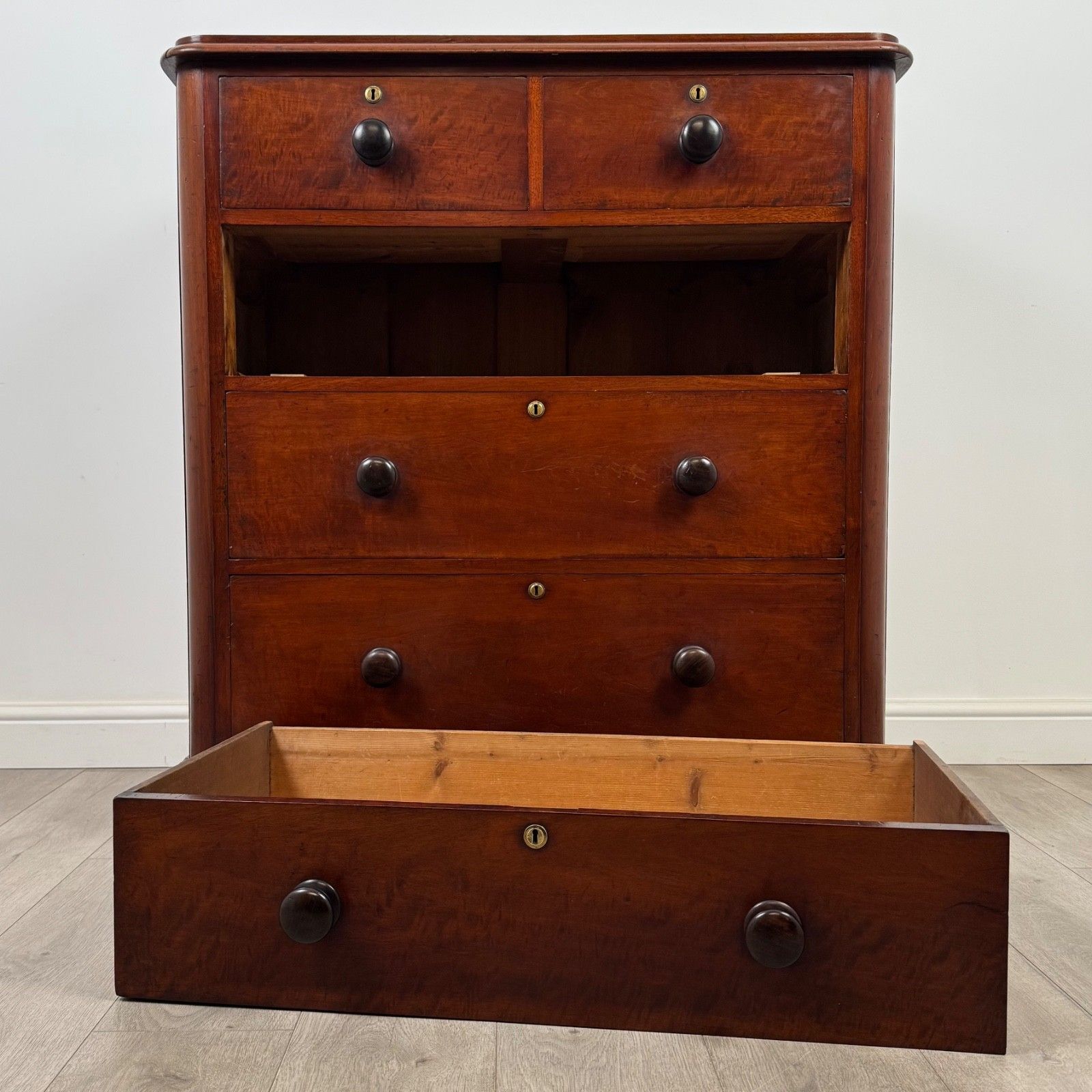 photo for sale Antique 19th Century Victorian Mahogany Chest Of Drawers ( Af 5254 )