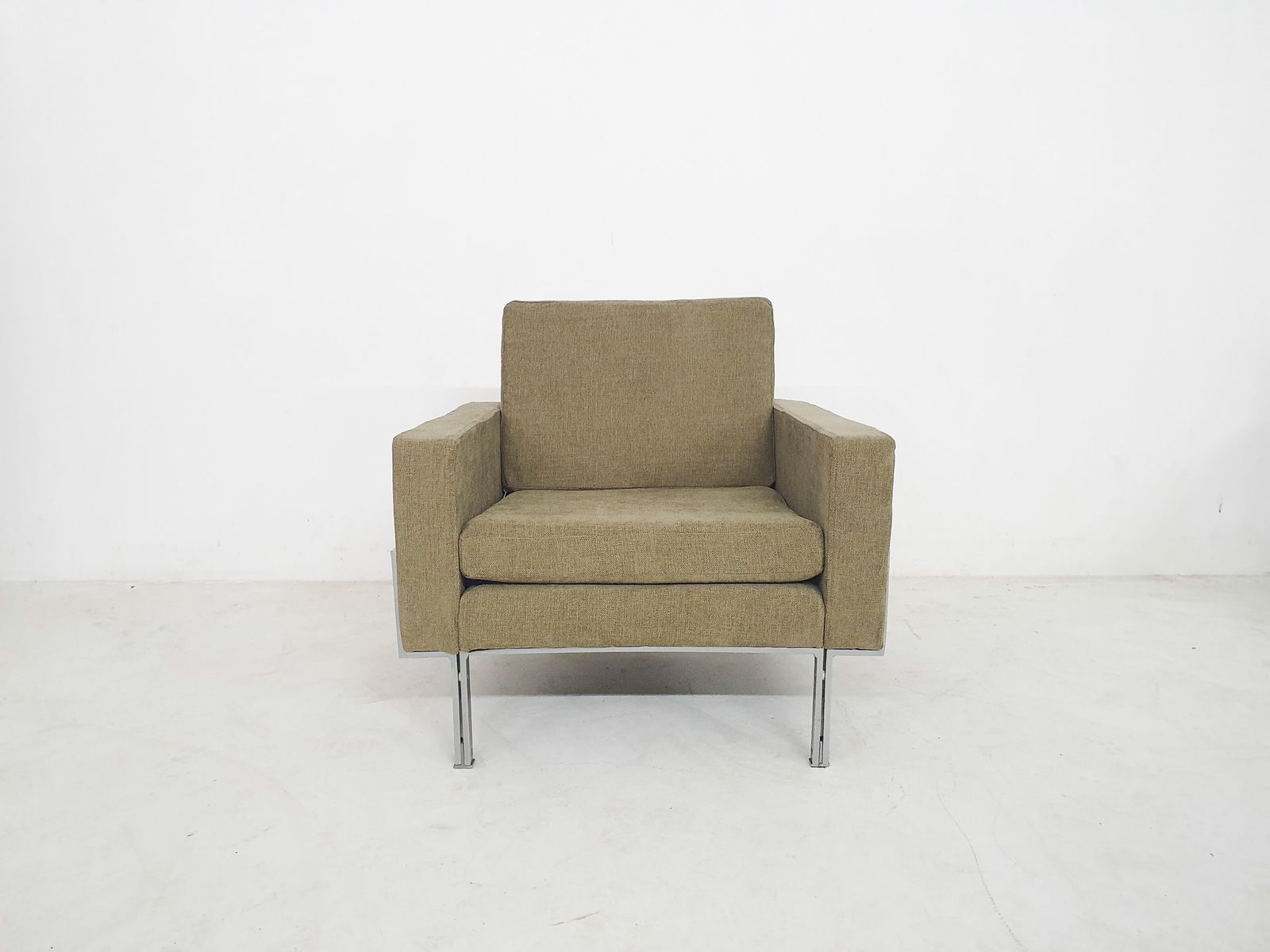 photo vintage Modulaire 4 Zitsbank, Toegeschreven Aan Florence Knoll, Duitsland, Ca. Jaren 1960