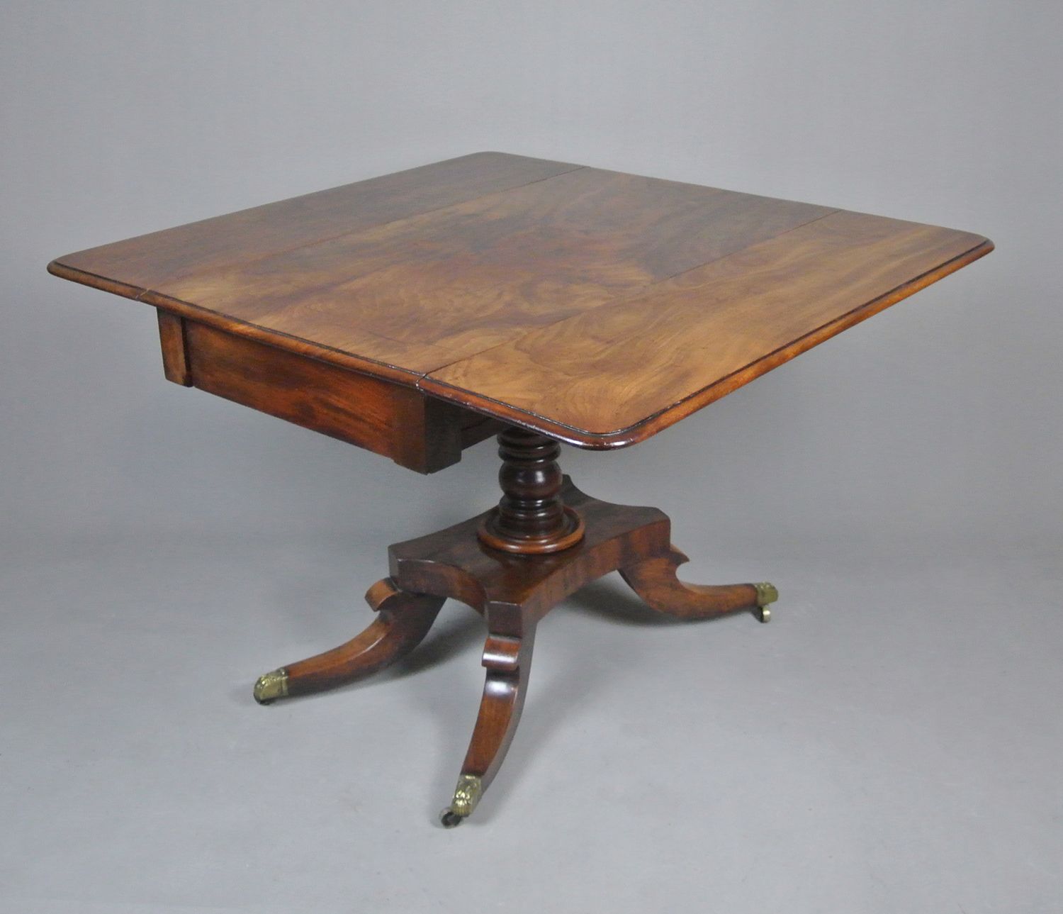 Fine Quality George III Cuban Mahogany Pembroke Table C. 1770 photo Furniture