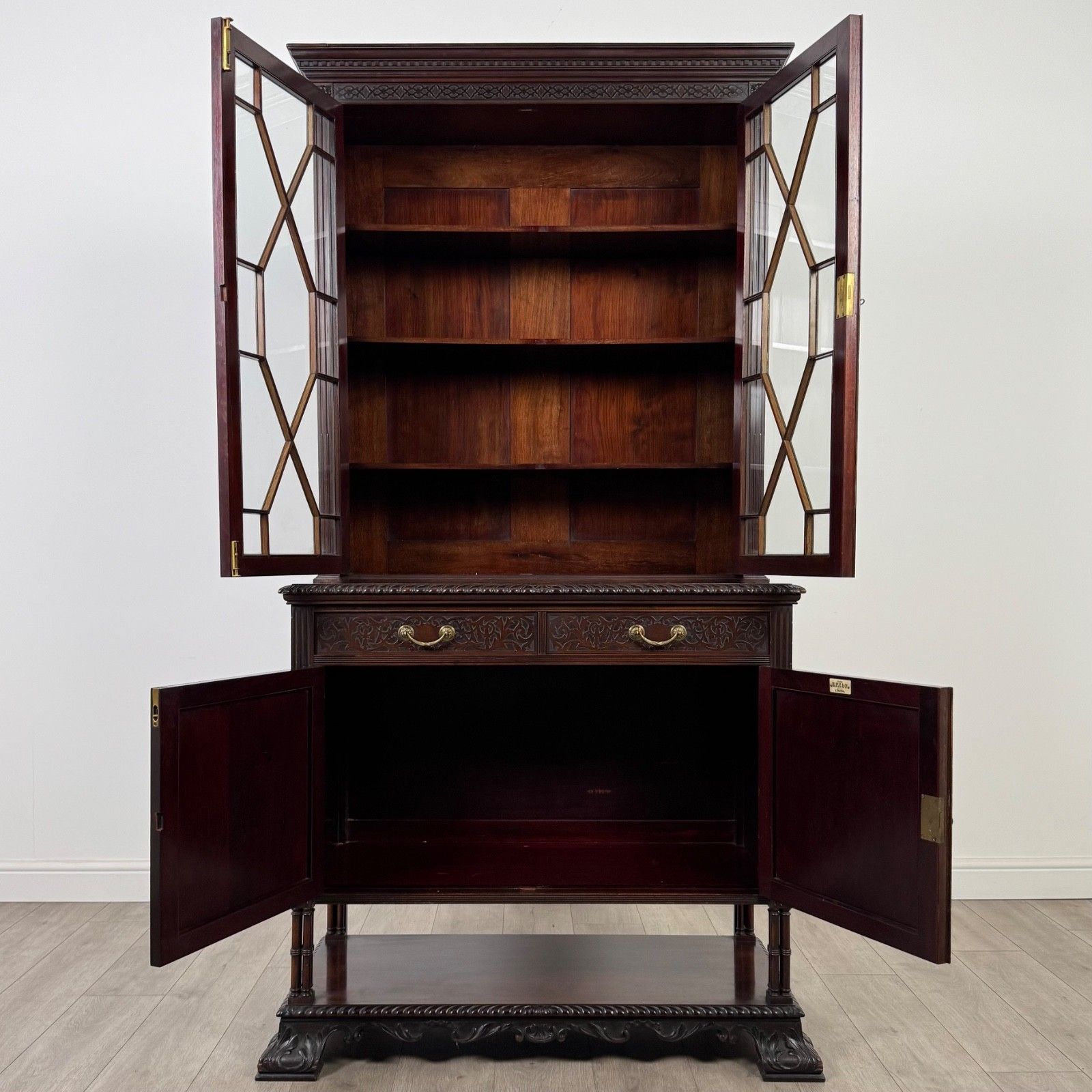 Antique 19th Century Mahogany Display Cabinet By Maple & Co ( Af 5268 ) photo for sale