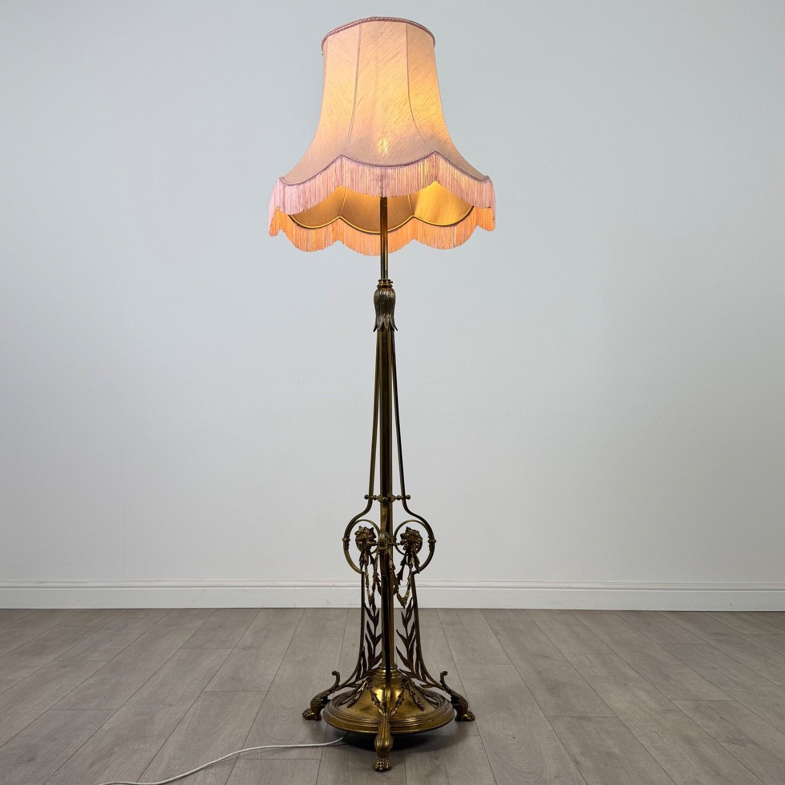 Antique 19th Century Decorative Brass Floor Standing Lamp ( Af 5282 ) photo for sale