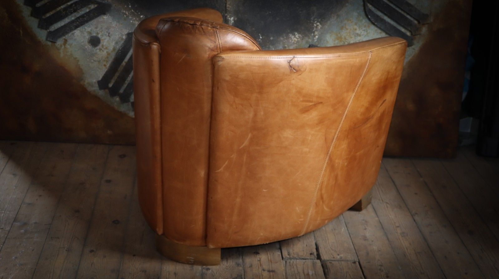 photo buy Timothy Oulton Halo Mars Aviator Rocket Leather Club Armchair Buck'dn Brok'n 🚚
