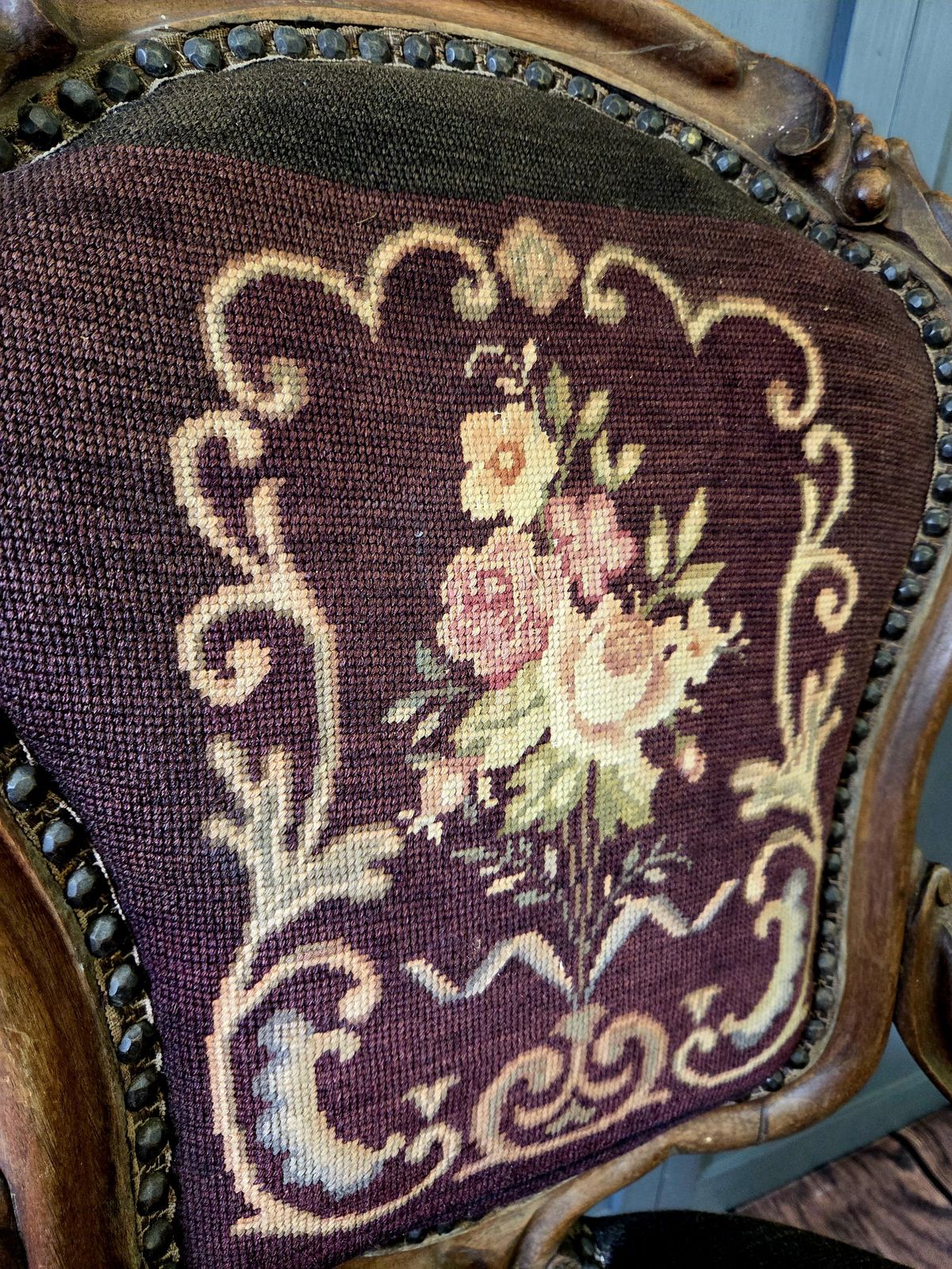 Early 20th Century Louis XV Style Walnut Salon Armchair With Needlepoint Upholstery photo buy