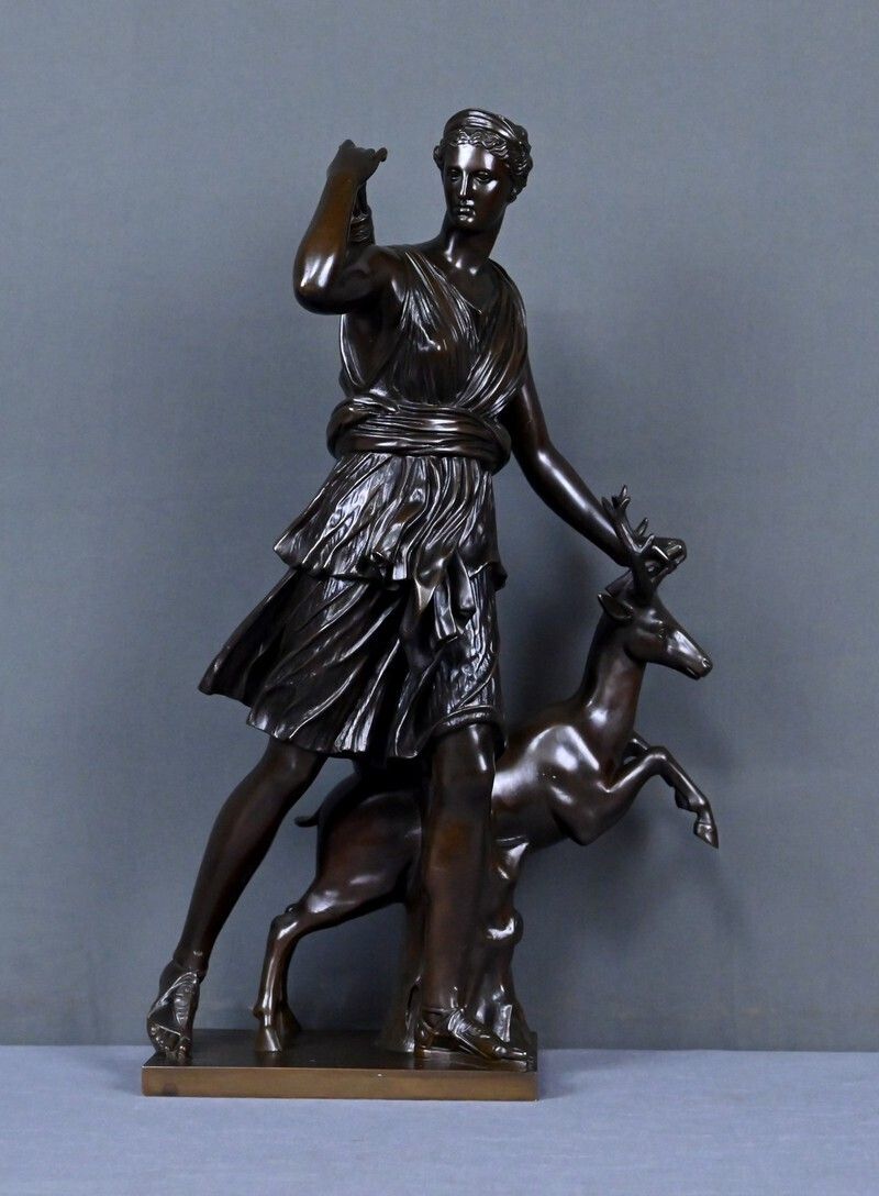 Important Bronze Sculpture "Diana The Huntress" After Leochares – Part 2, 19th Century photo for sale
