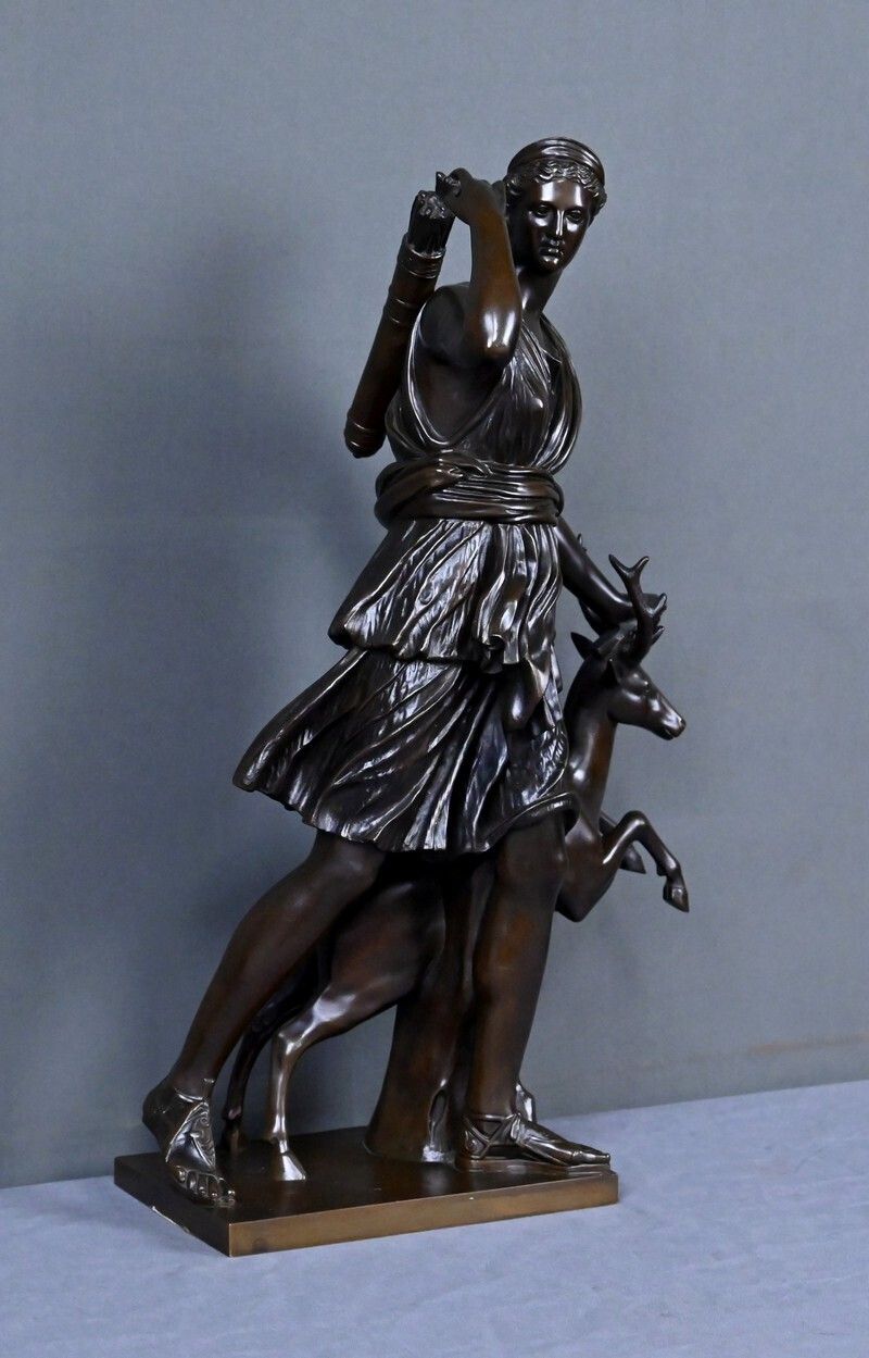 Important Bronze Sculpture "Diana The Huntress" After Leochares – Part 2, 19th Century photo Art