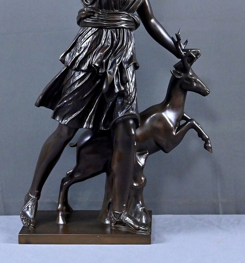 2530.0 Important Bronze Sculpture "Diana The Huntress" After Leochares – Part 2, 19th Century photo