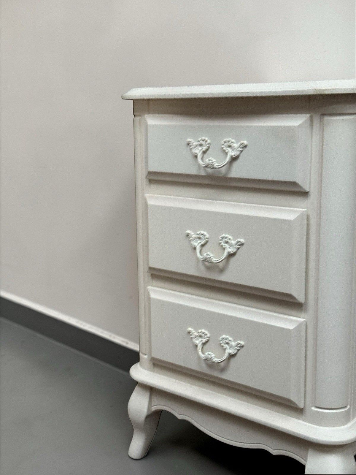 photo buy Pair Of Laura Ashley Provençale Dove Grey Bedside Chest Of Drawers Rococo Style