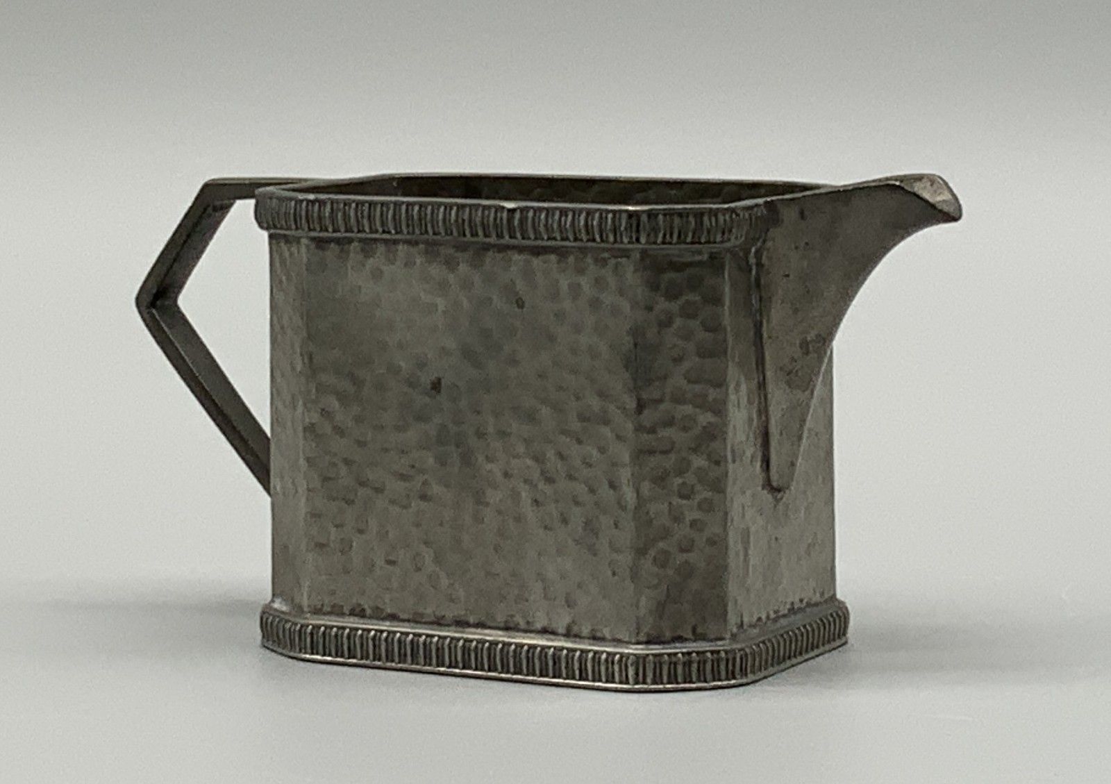 Art Deco Pewter Tea / Coffee Pot / Tray / Jug / Sugar Bowl By Armada Pewter 1930 photo vinterior
