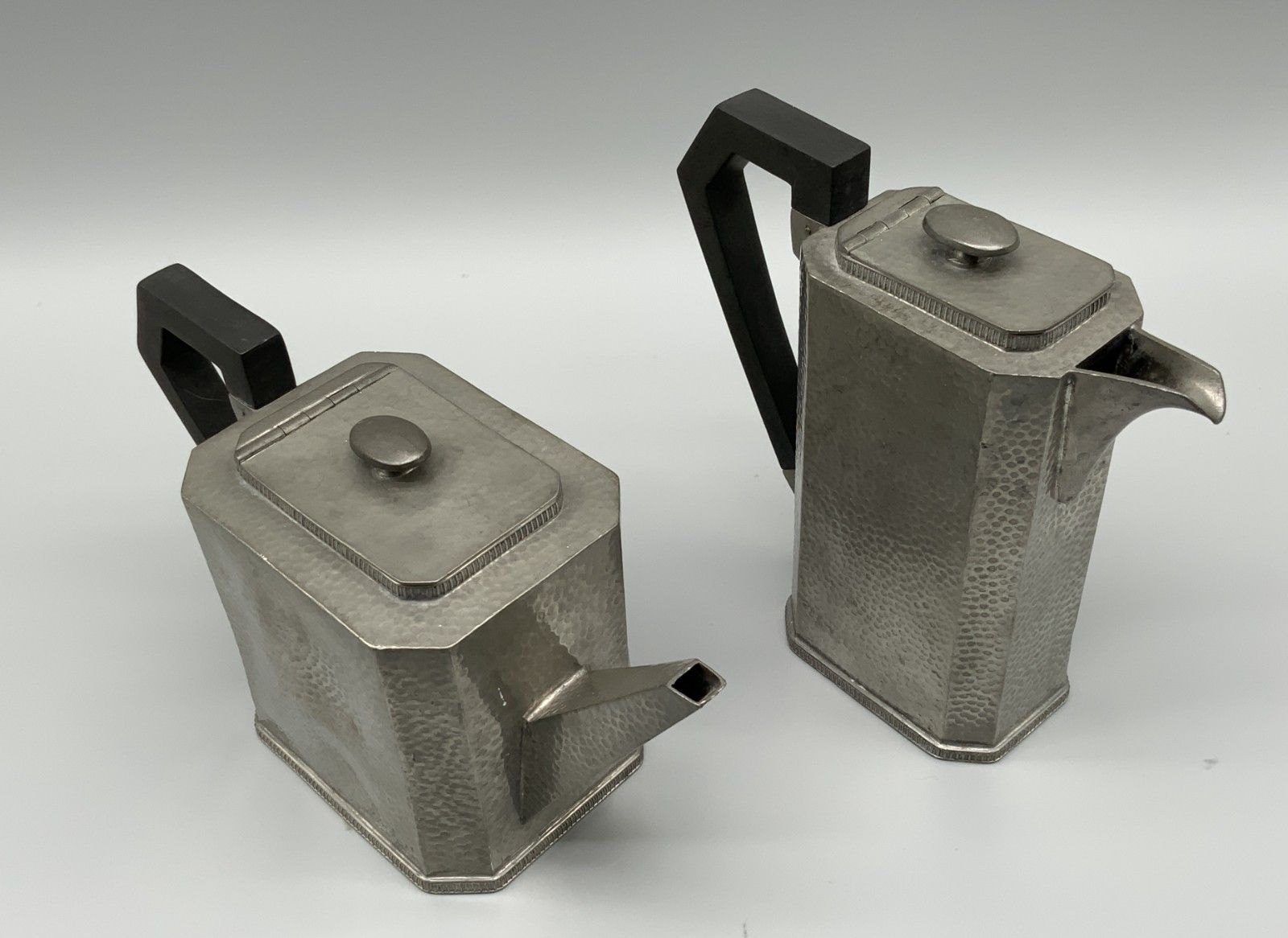 Art Deco Pewter Tea / Coffee Pot / Tray / Jug / Sugar Bowl By Armada Pewter 1930 photo vintage
