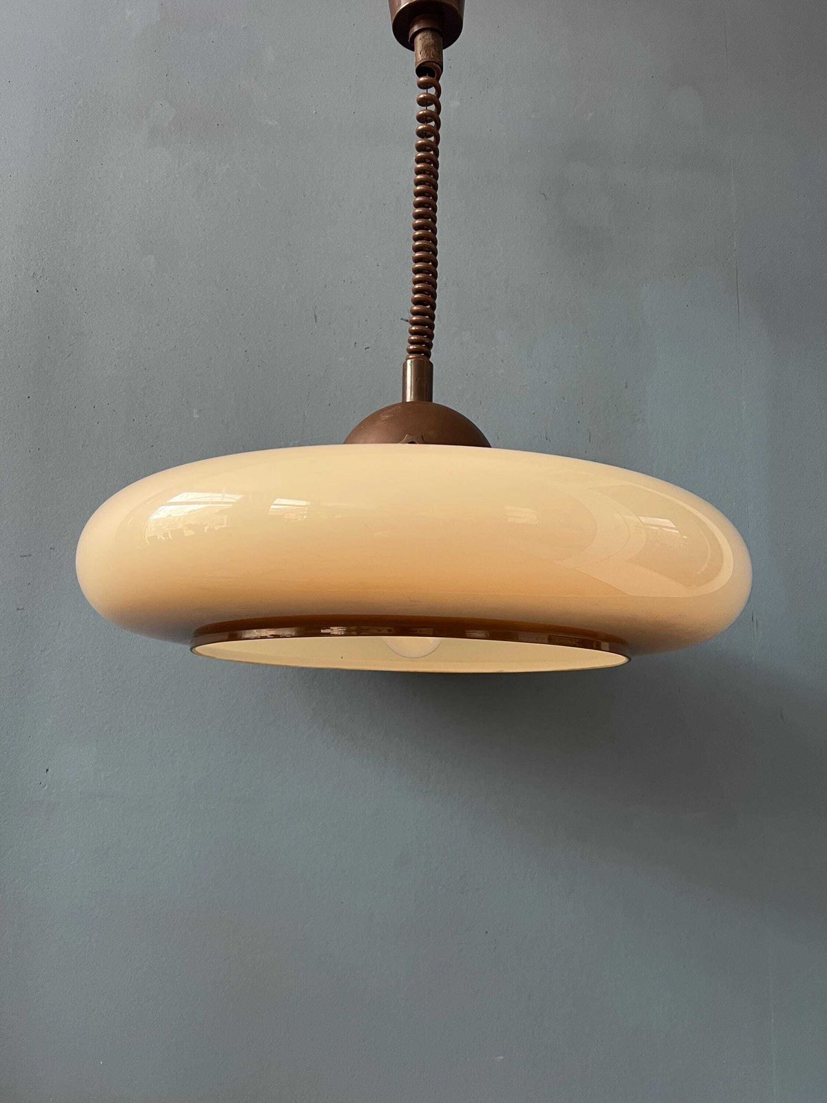 photo furniture Herda Space Age Plexiglass Ufo Pendant Lamp