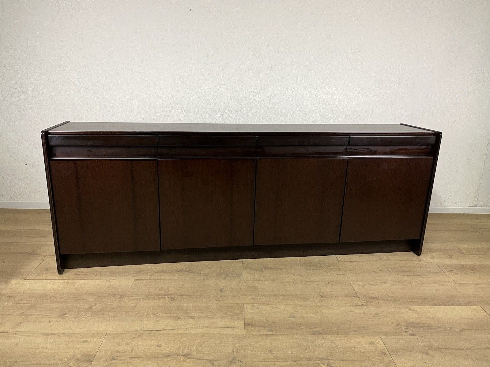 photo vintage Daniel Paolo Piva Fama 70’s Vintage Design Furniture Sideboard