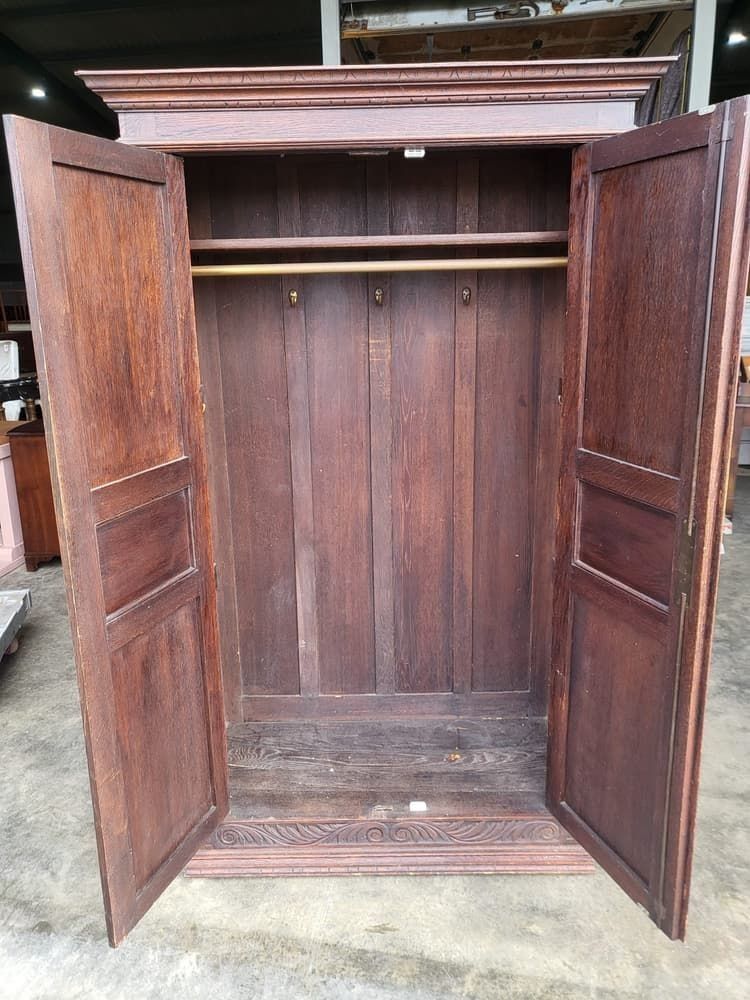 Antique Dark Oak Panelled Carved 2 X Door Wardrobe photo Furniture