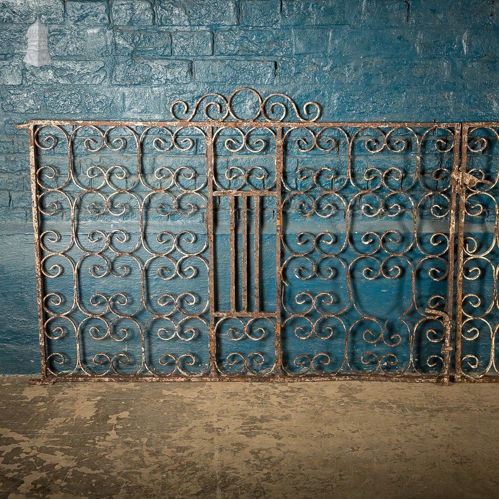 Scrollwork Driveway Gates, Victorian Wrought Iron photo vinterior