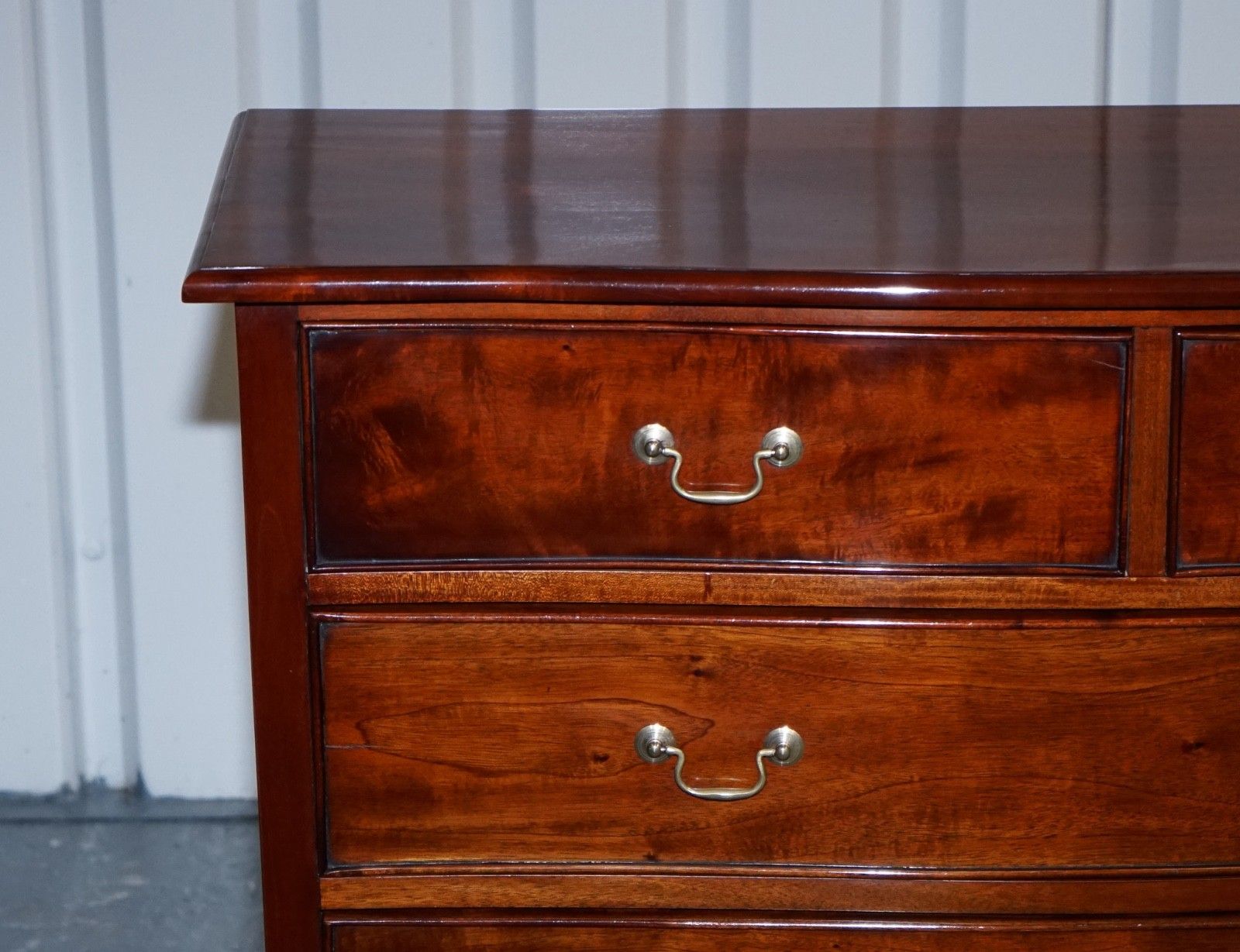 Georgian Revival Style Serpentine Chest Of Drawers Made By Brights Of Nettlebed photo 1650.0