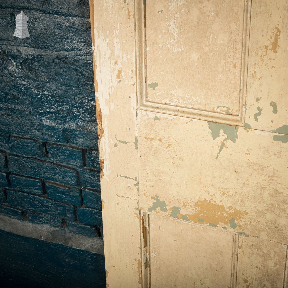 photo buy Moulded 6 Panel Door With A Period Six Panel Design