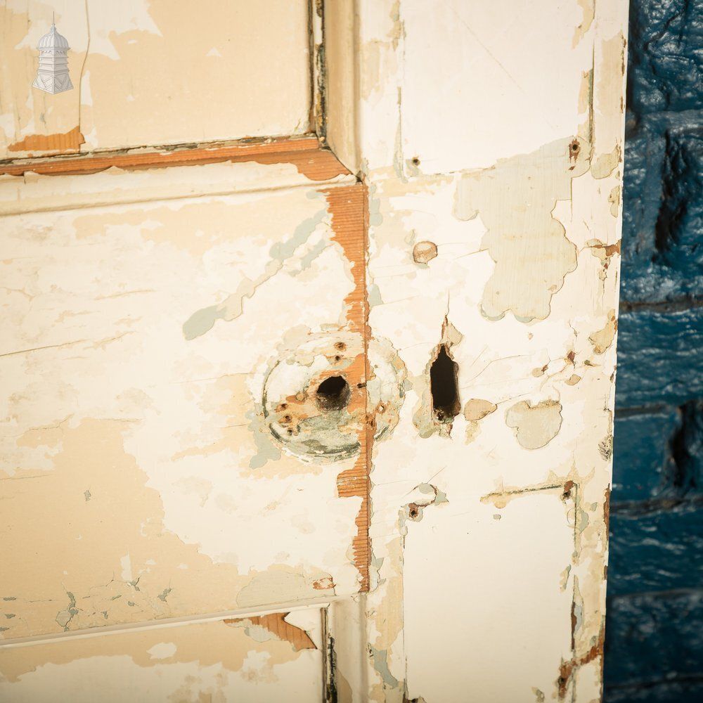 6 Panel Door, Six Moulded Panels, Distressed Cream Paint photo vinterior