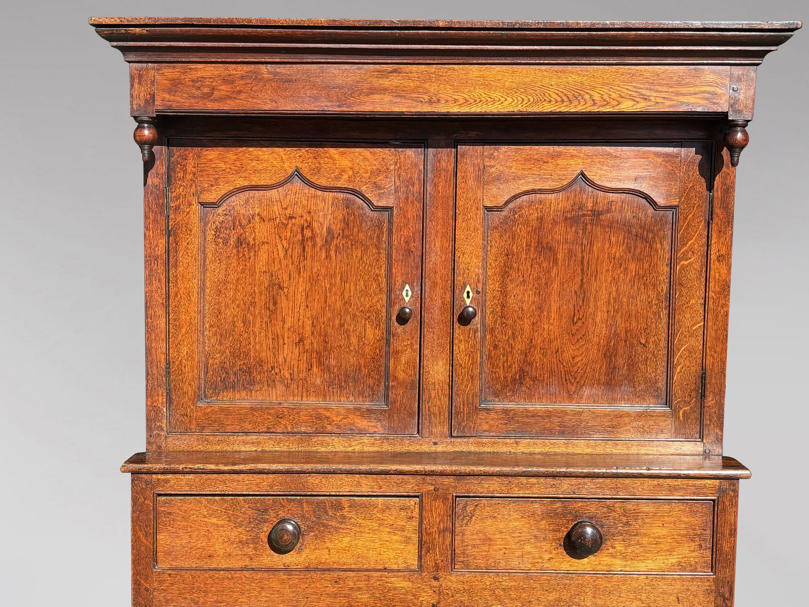 18th Century George III Period Oak Court Cupboard photo vinterior