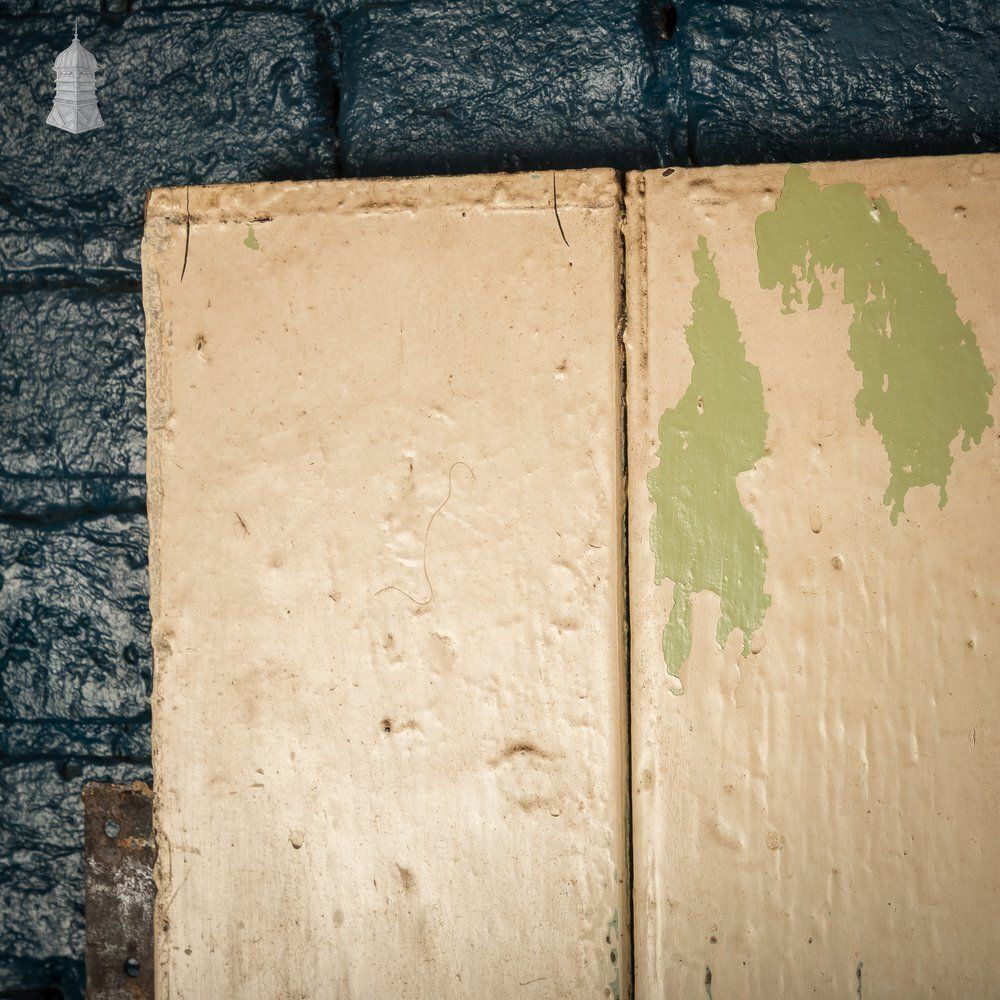 Home Fixtures Reclaimed Cottage Door, Plank & Ledge photo