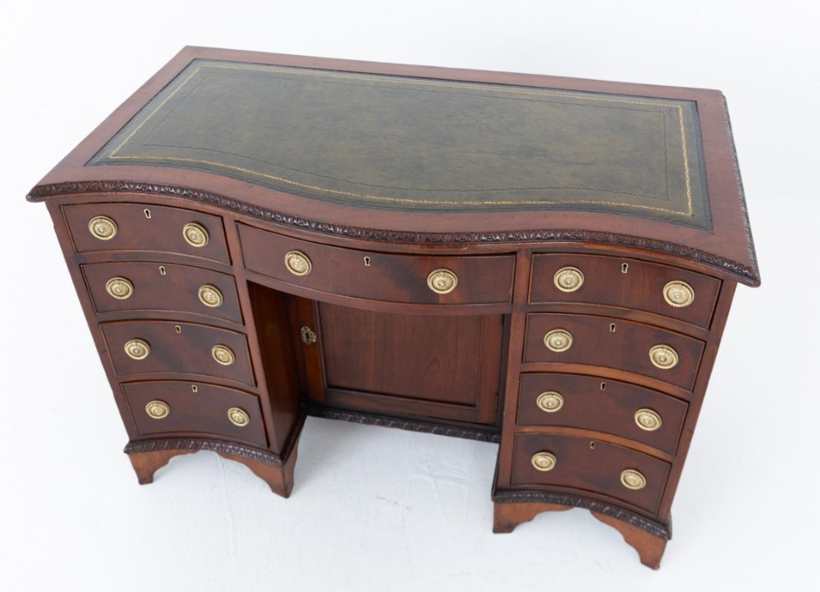 Victorian Knee Hole Desk Mahogany Serpentine 1890. photo furniture
