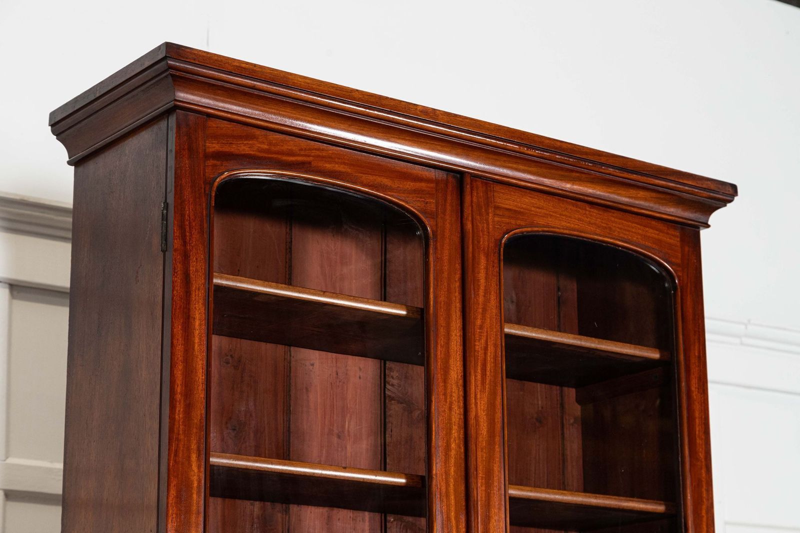 photo furniture English 19thc Mahogany Bookcase Secretaire