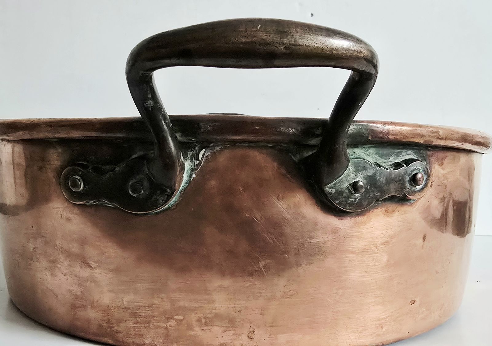 Large Antique Copper Cauldron, 19th Century. photo vinterior