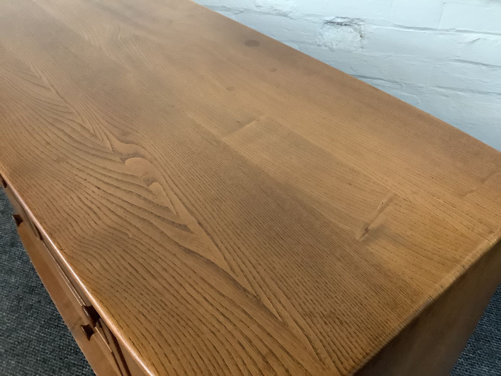 750.0 Ercol Windsor 366 Sideboard In Original Natural Elm Finish. photo