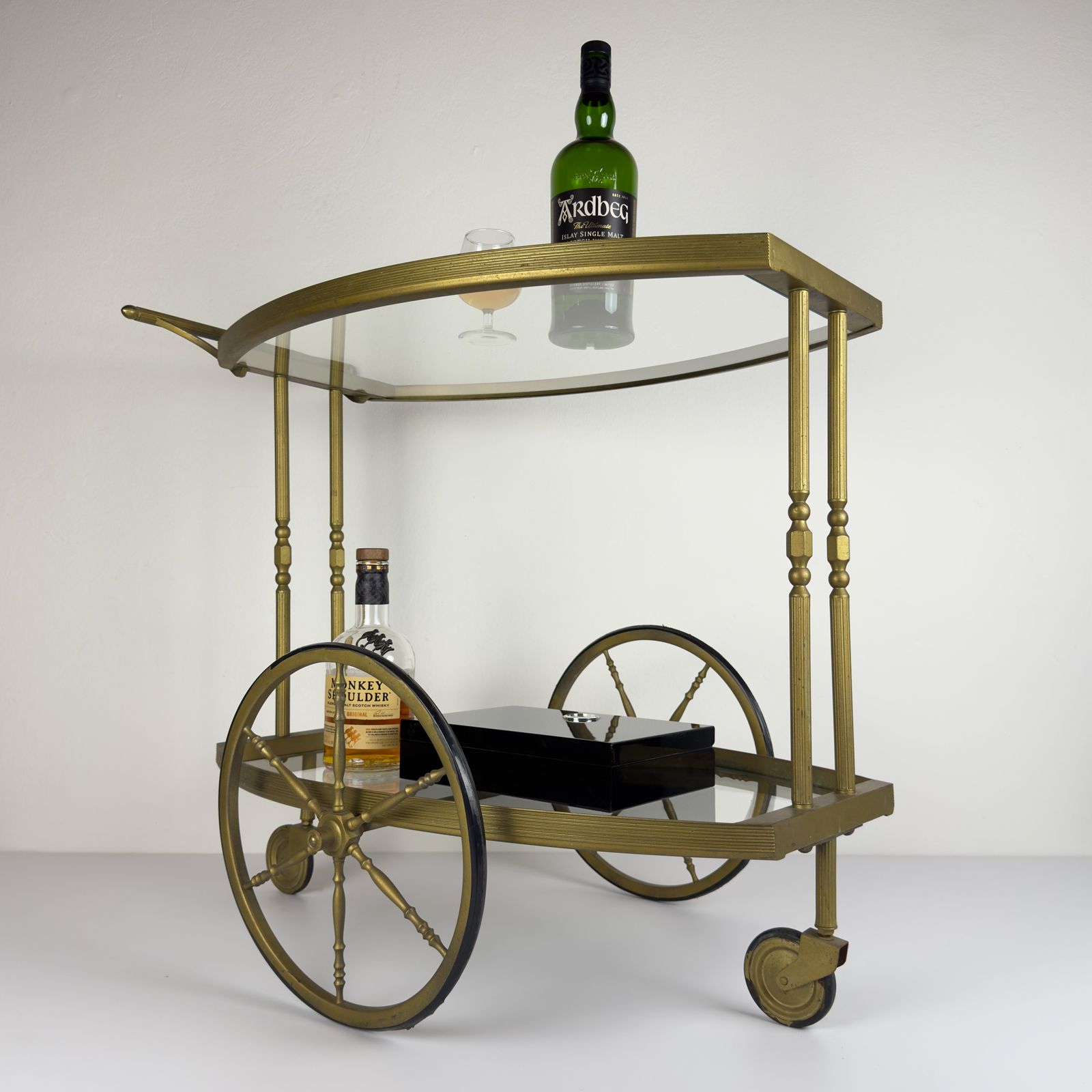 photo vinterior Vintage Metal Bar Cart, Italy 1950s