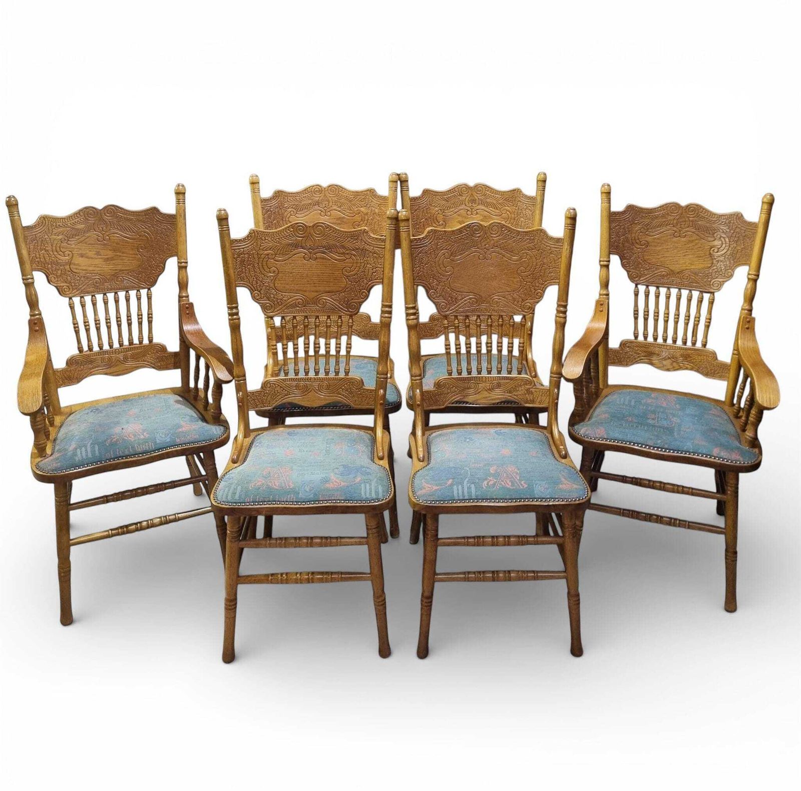 Vintage American Colonial Oak Featherback Dining Chairs / Set Of 6 / C1980