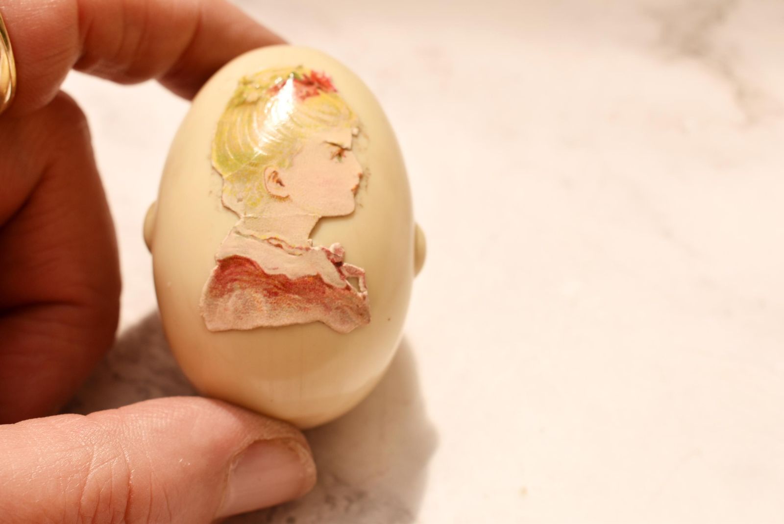Victorian Celluloid Egg Etui   Decoupage Satin Lined With Powder Puff And Mirrored Holder photo for sale
