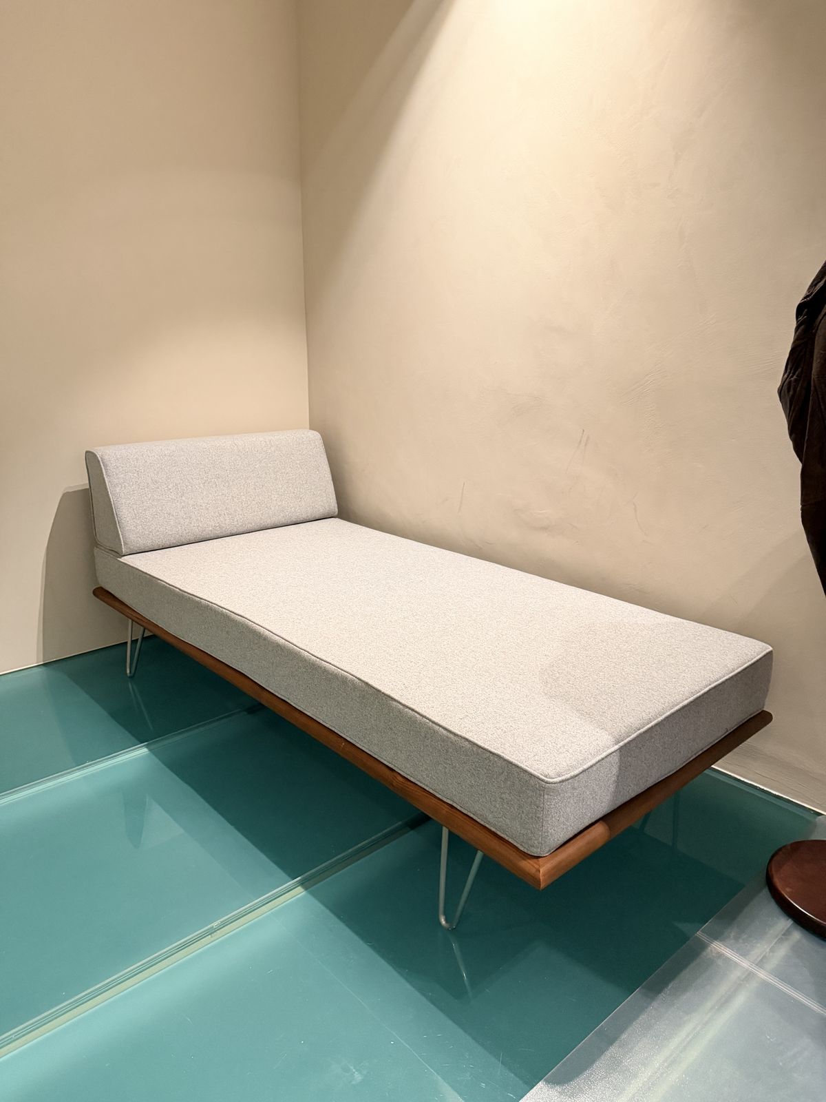 Herman Miller George Nelson Daybed With Side Bolster