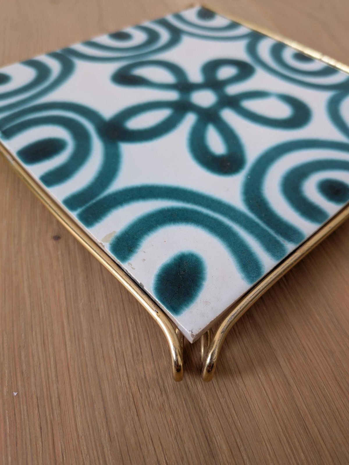 Vintage Gmundner Keramik Trivet, Brass Frame / Austria / Green Flamed photo vinterior