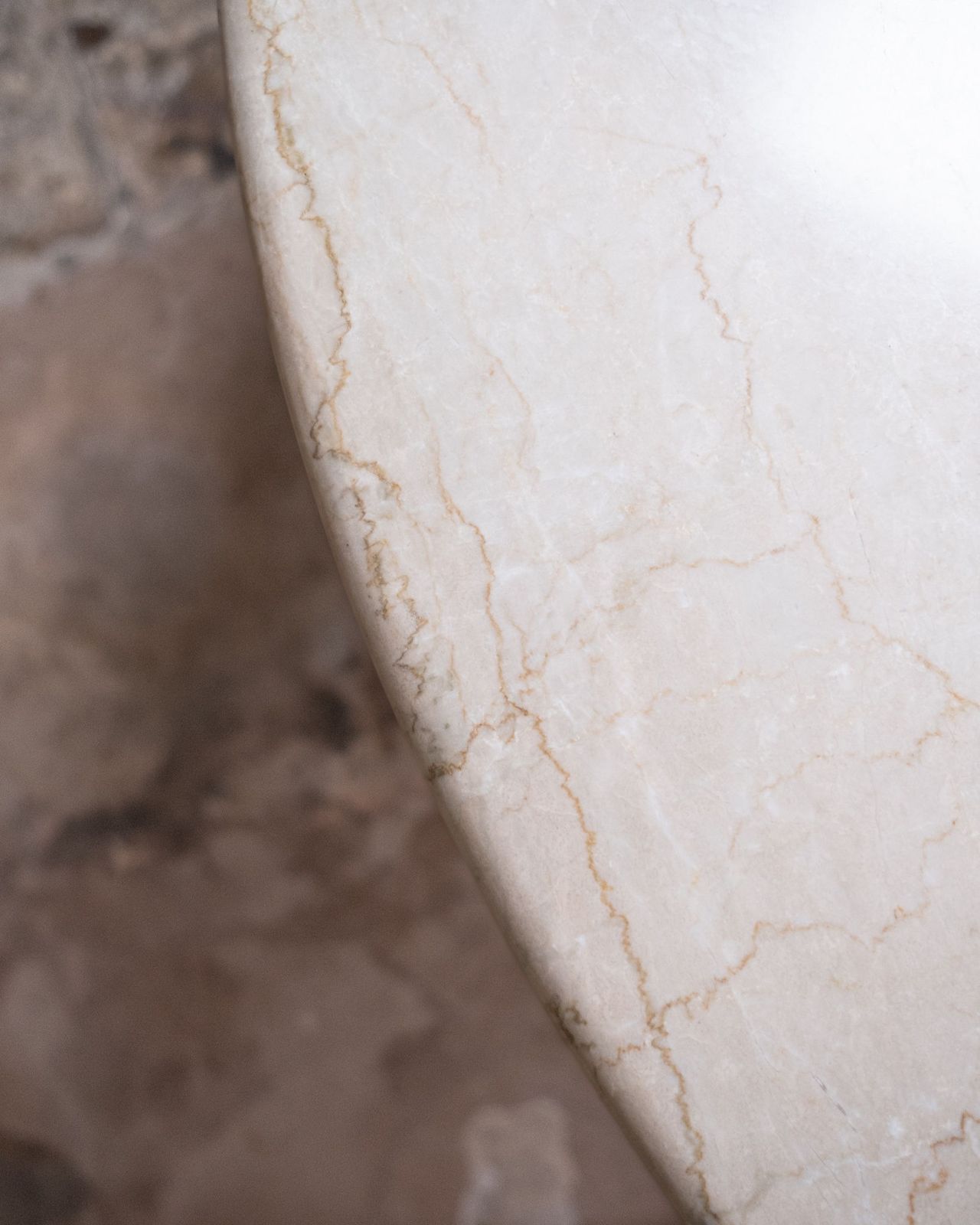 photo vintage Super Malta Marble Dining Table, By Roche Bobois, Made In France, 1980s