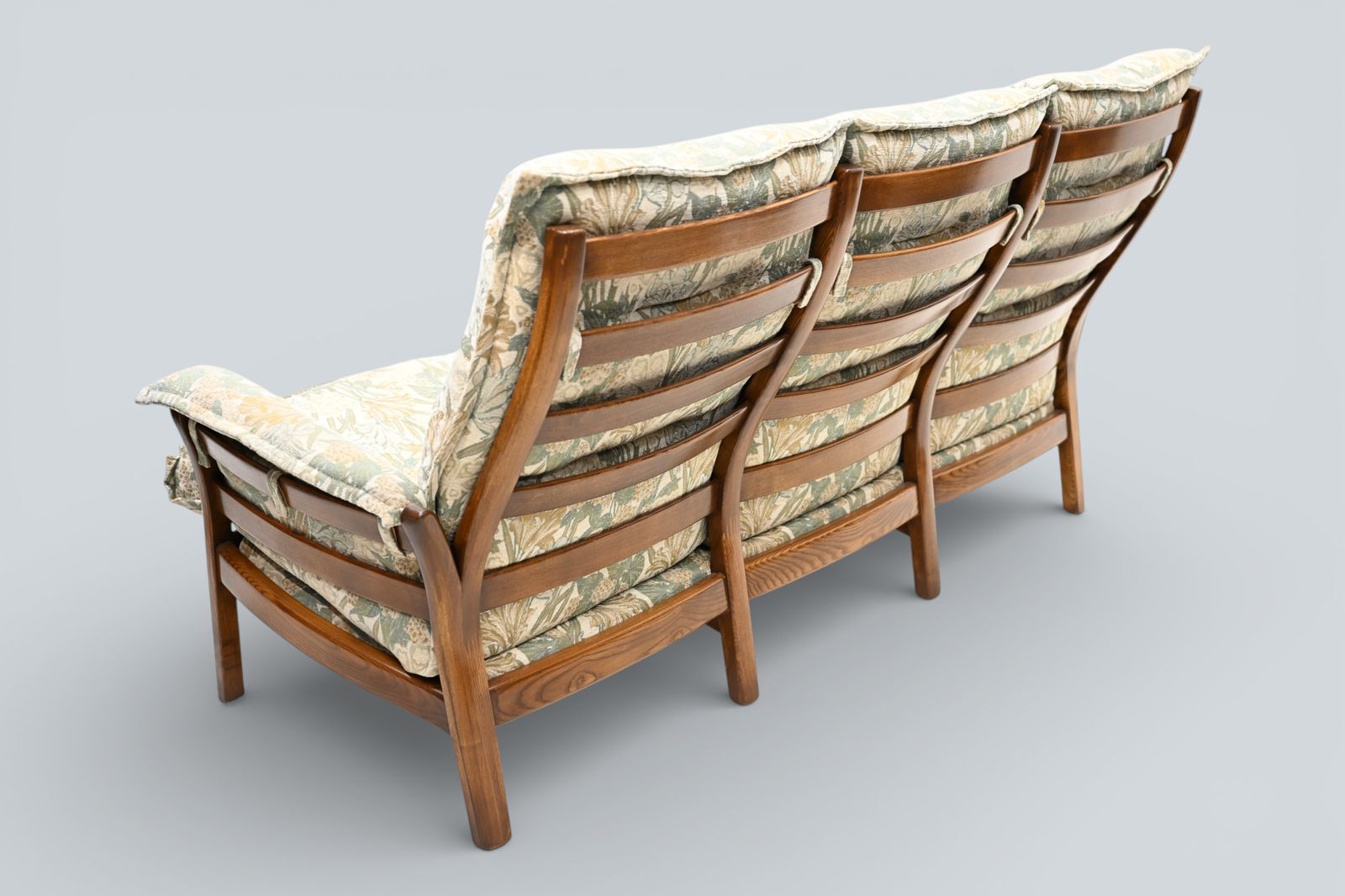 Ercol Saville 3str Sofa Ercol's Washable Upholstery Golden Dawn Free Uk Delivery photo Furniture