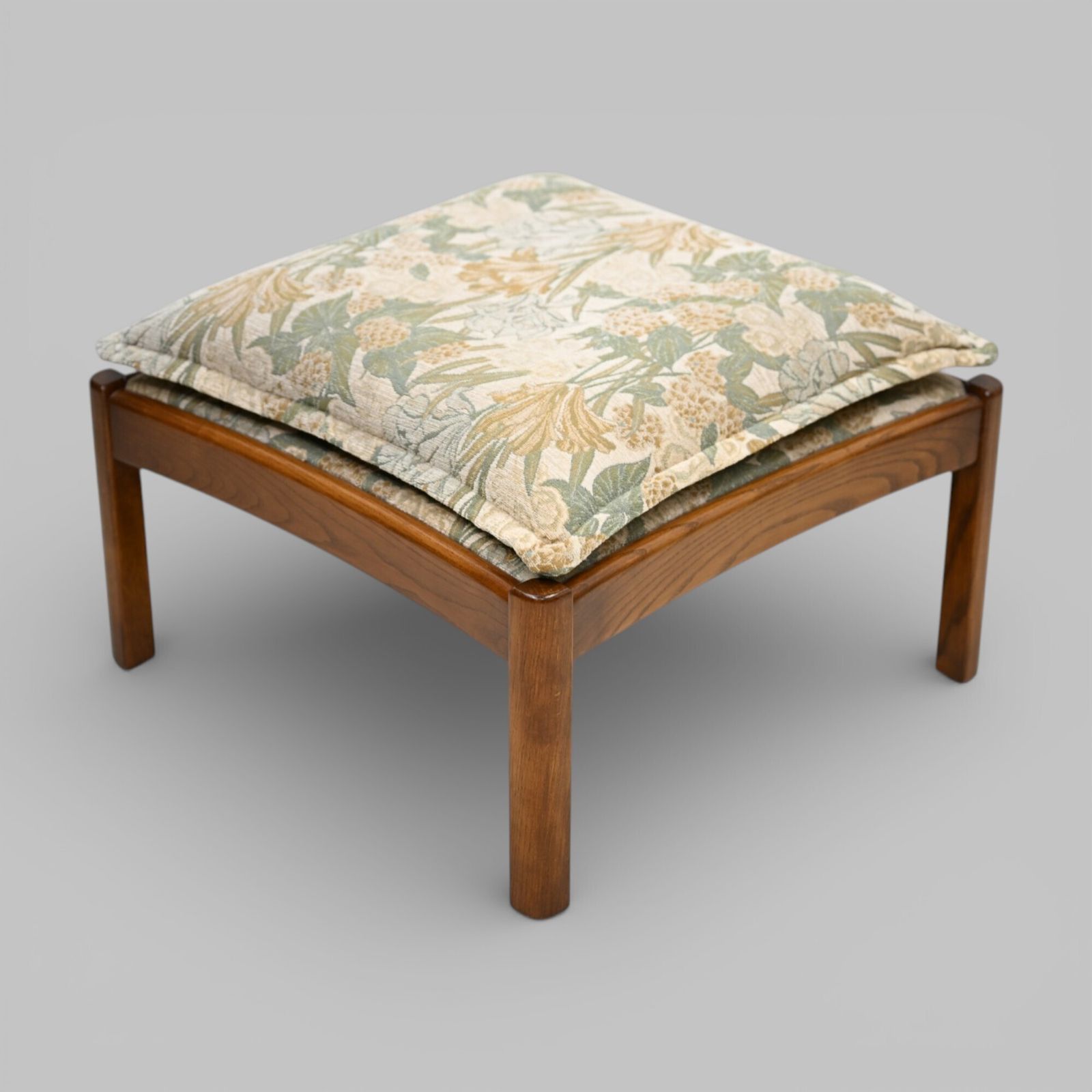 Ercol Extension Footstool Ercol's Golden Dawn Finish Model 931 Free Uk Delivery photo vinterior