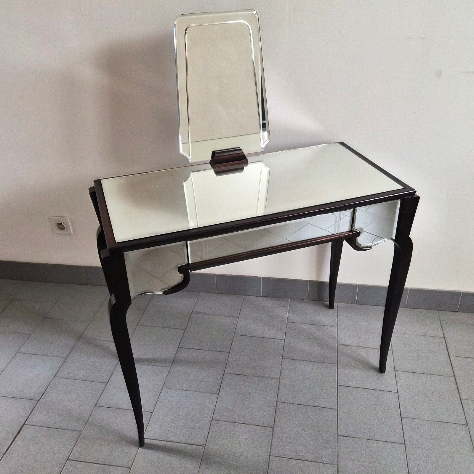 567.0 Vintage 1930s Mahogany & Mirror Art Deco Dressing Table 30s Retro 1930s photo