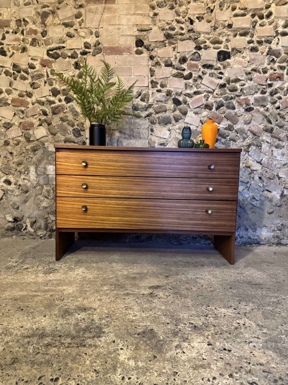 🚛 Modernist / Mid Century Teak Chest Of Drawers Danish Design / Wegner Ry